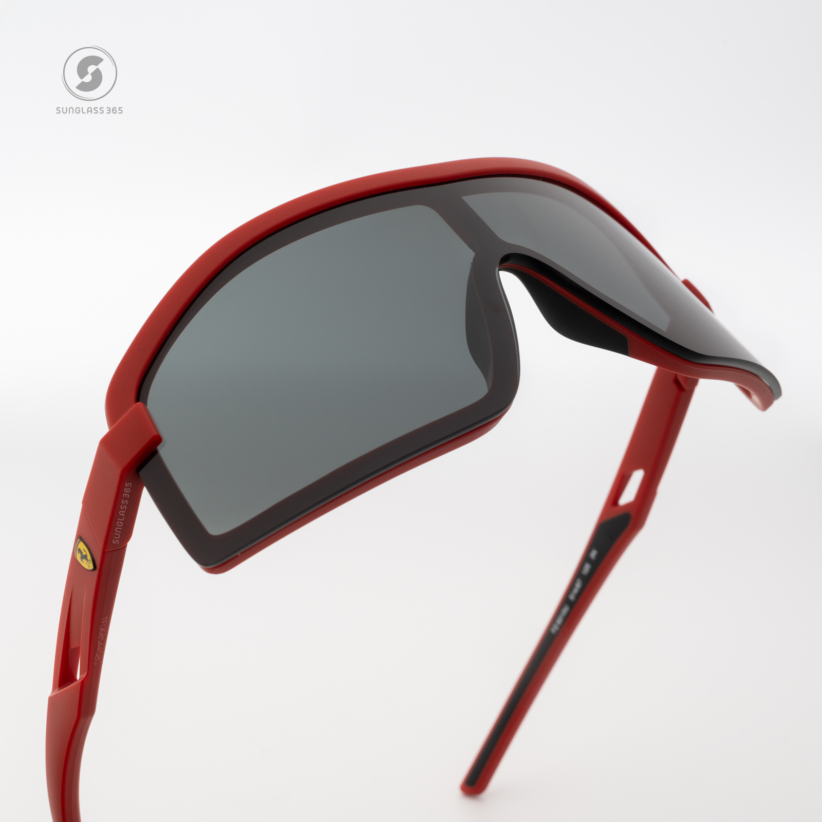 แว่นกันแดด Scuderia Ferrari FZ6010U 514/87