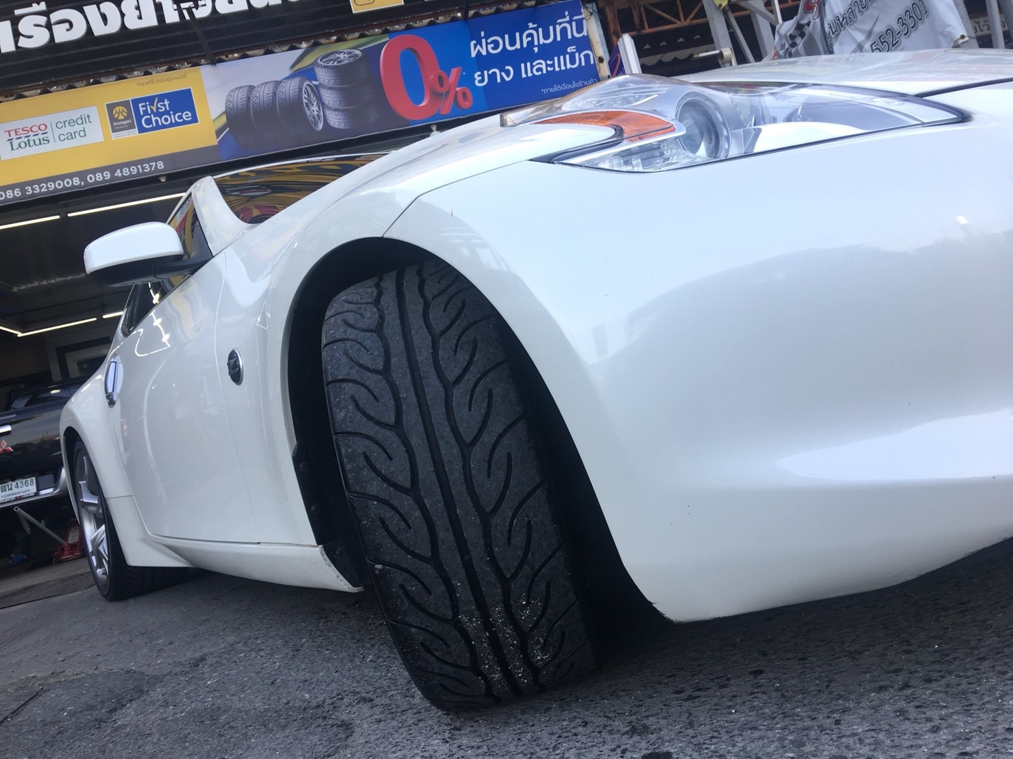 YOKOHAMA NEOVA AD08R 275/35R19 ราคาพิเศษ