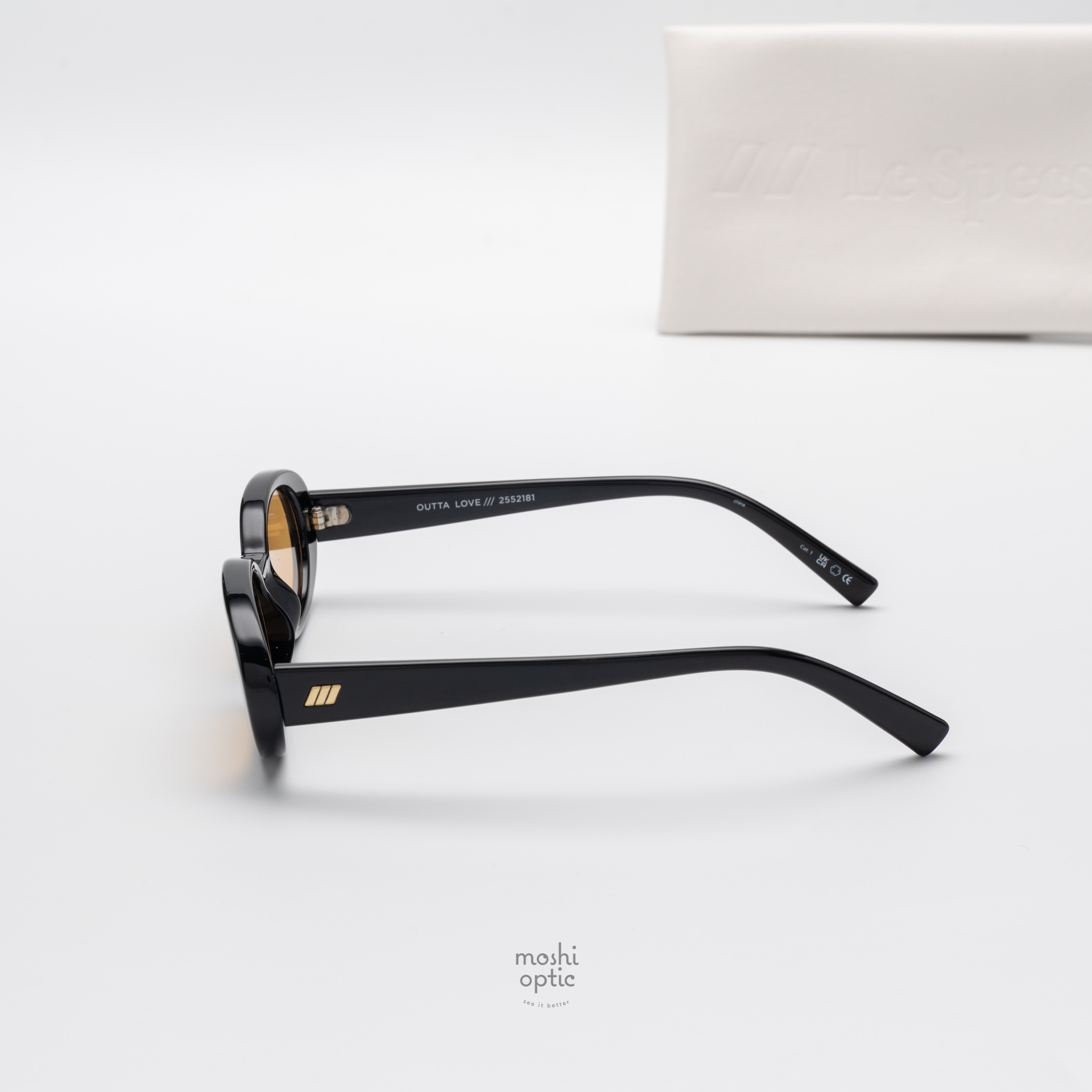 แว่นกันแดด Le Specs LSP2552181 Outta Love Black Mustard Mono