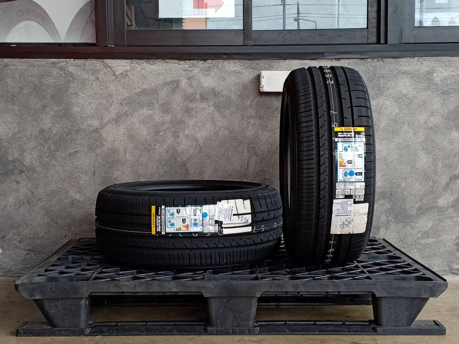 DUNLOP SP SPORT MAXX 050PLUS 225/45ZR17 ปี20 255/40ZR17 ปี20