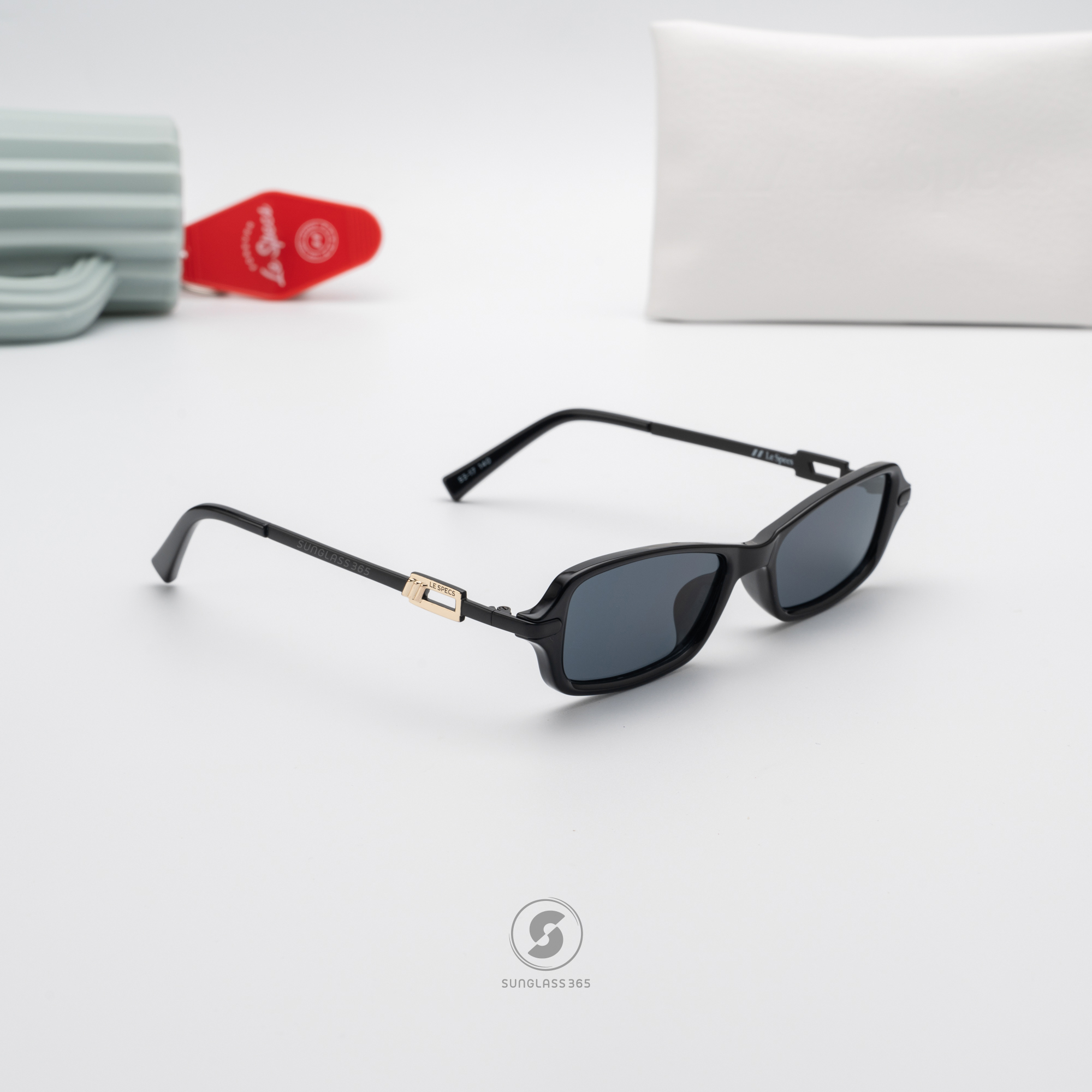 แว่นกันแดด Le Specs LSP2452382 BAMBOOZLER Black