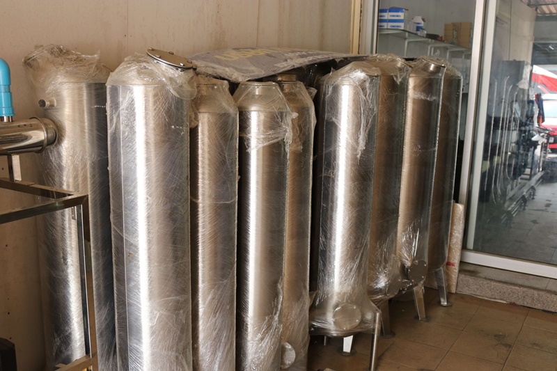 ถังกรองสแตนเลสขนาด12นิ้วหนา2มม