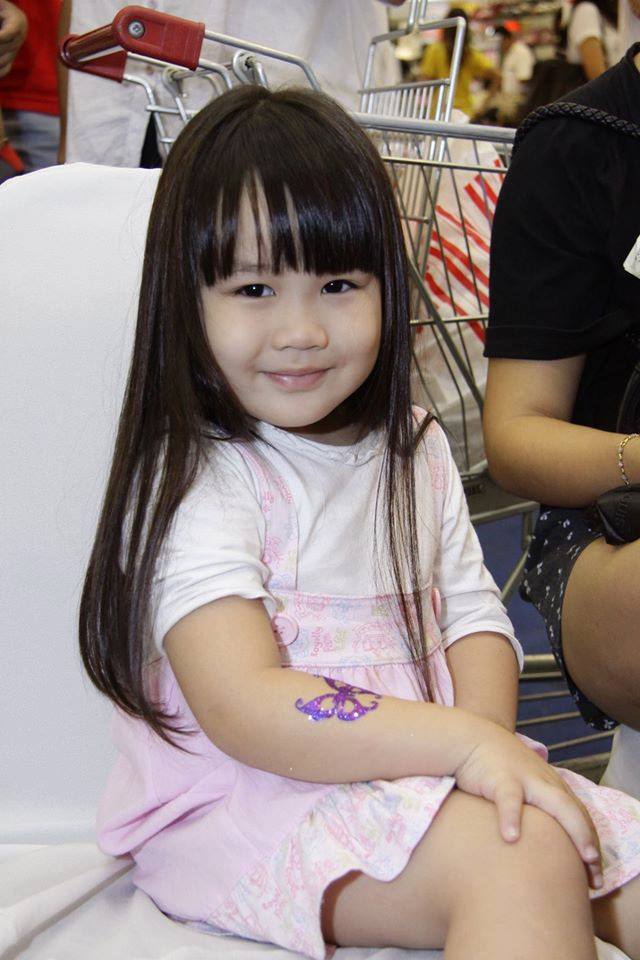 เพ้นท์กากเพชร กลิตเตอร์ glittertattoo เพ้นท์หน้ากากเพชร ปาร์ตี้ SD4