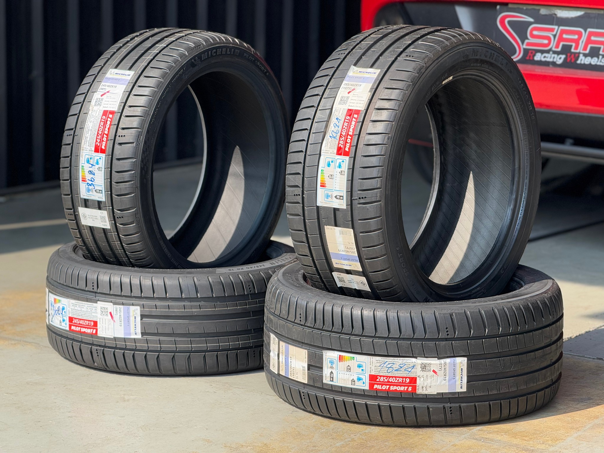 MICHELIN Pilot Sport 5 สำหรับ Ferrari Californi