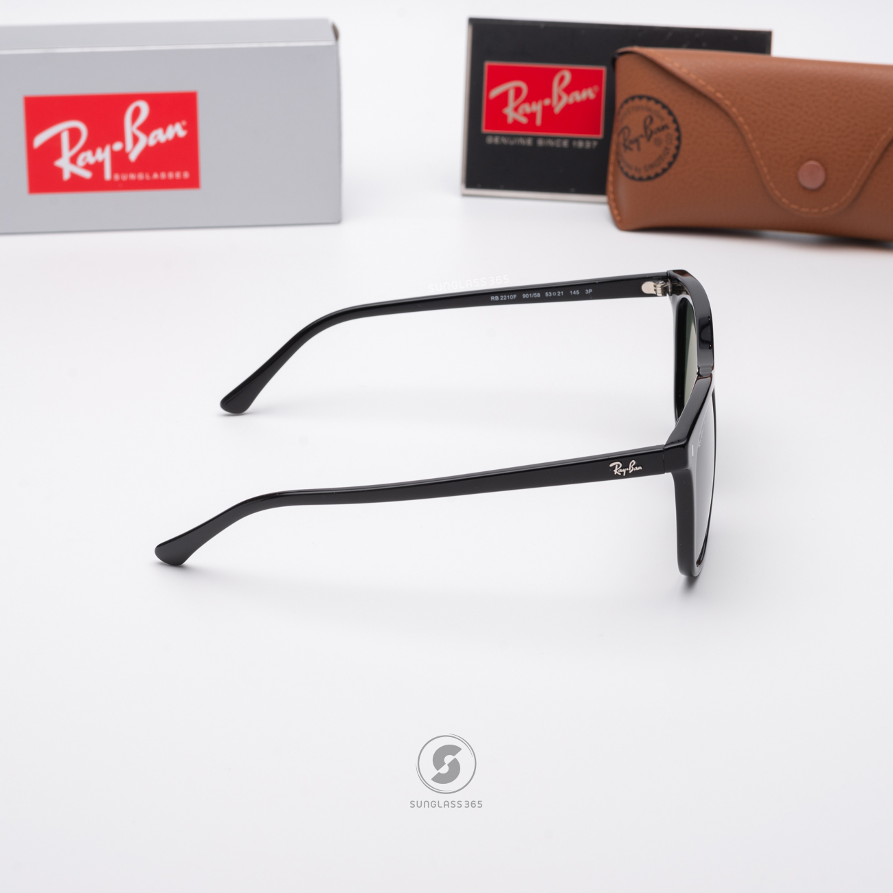 RayBan RB2210F 901/58 Black Green Polarized