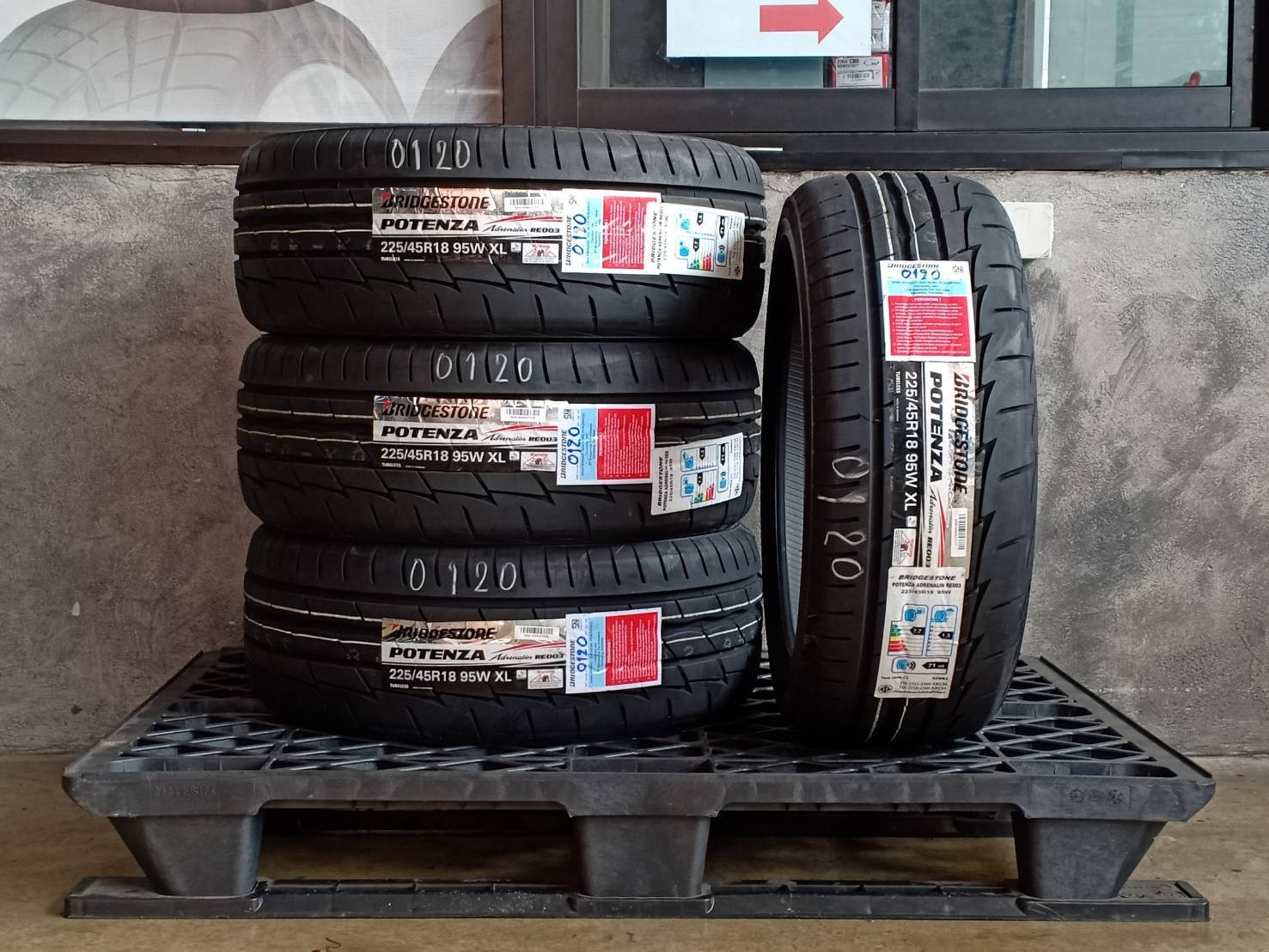 BRIDGESTONE 225/45R18 POTENZA RE003 ราคาถูก