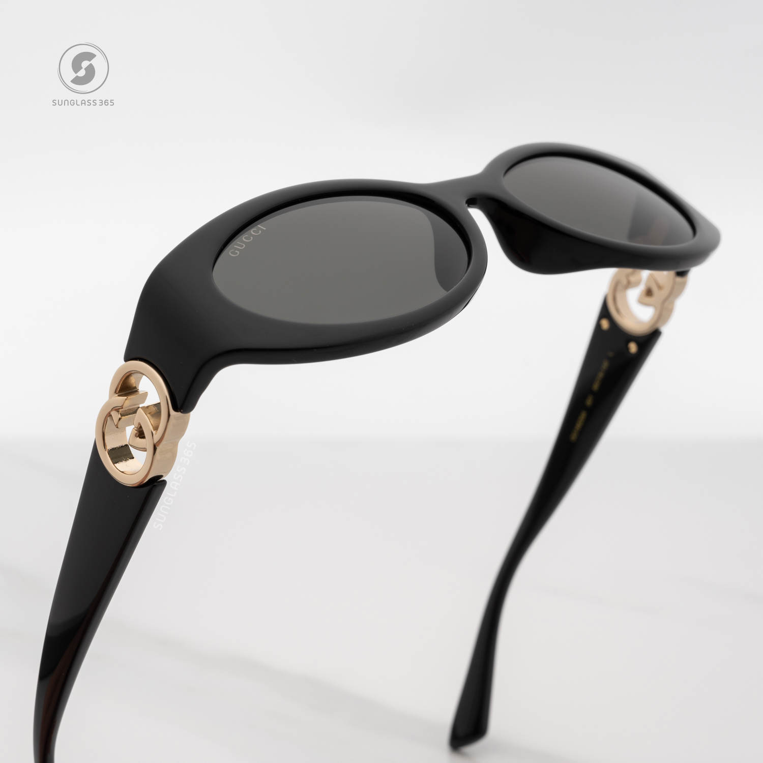 แว่นกันแดด Gucci GG1662SA 001