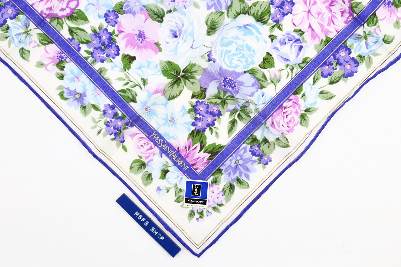 [Vintage] Yves Saint Laurent ผ้าเช็ดหน้าพิมพ์ลายดอกไม้ สีน้ำเงิน - ผ้าเช็ดหน้า Vintage