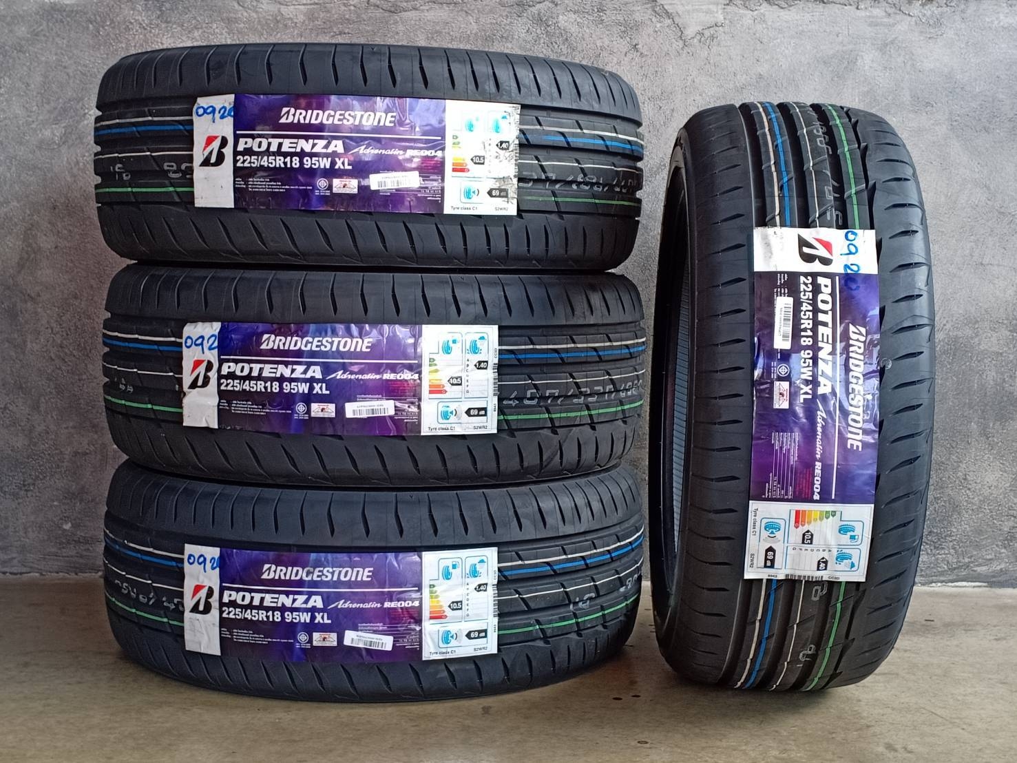 BRIDGESTONE 225/45R18 POTENZA RE004 95W XL MADE IN THAILAND