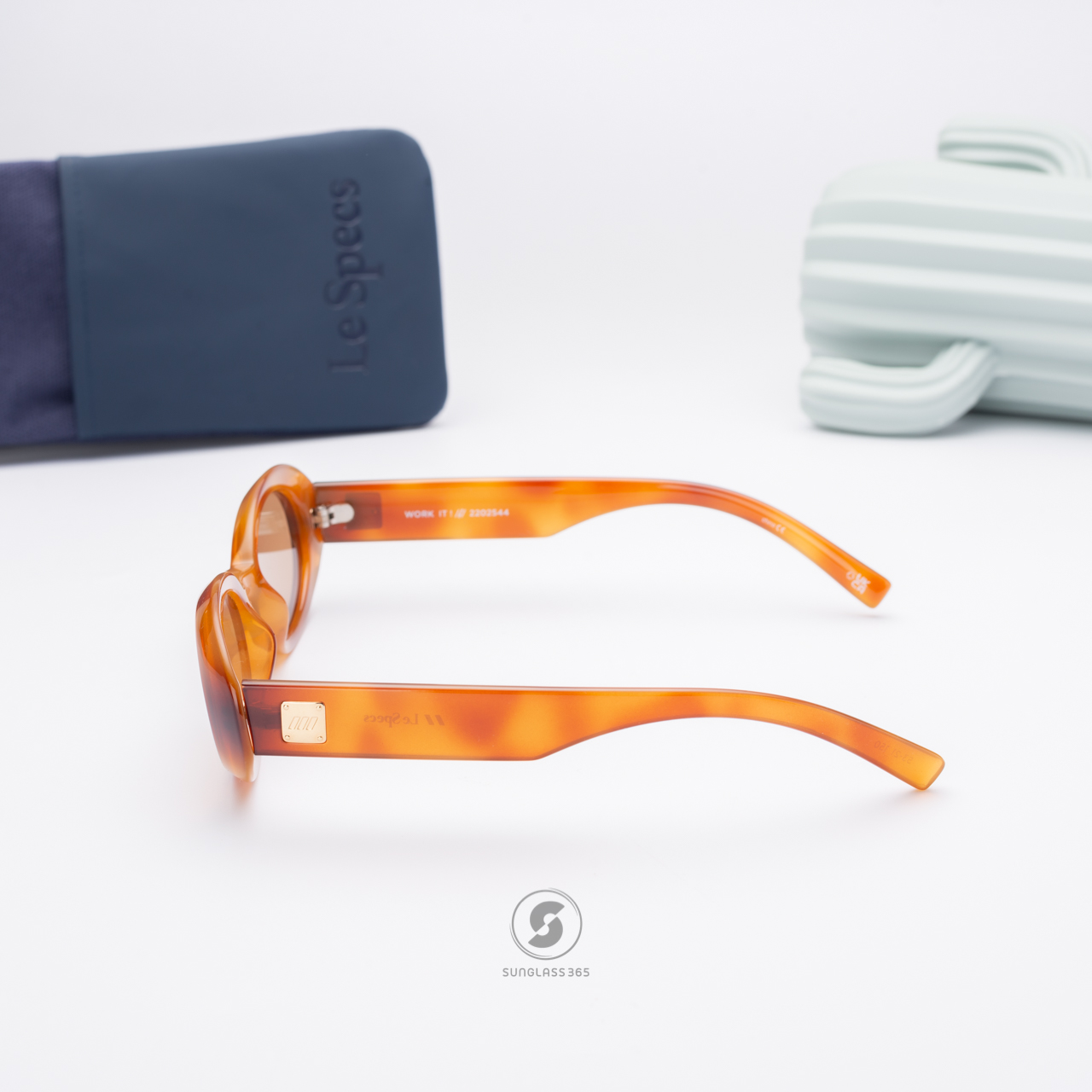 แว่นกันแดด Le Specs LSP2202544 Work It! Vintage Tort