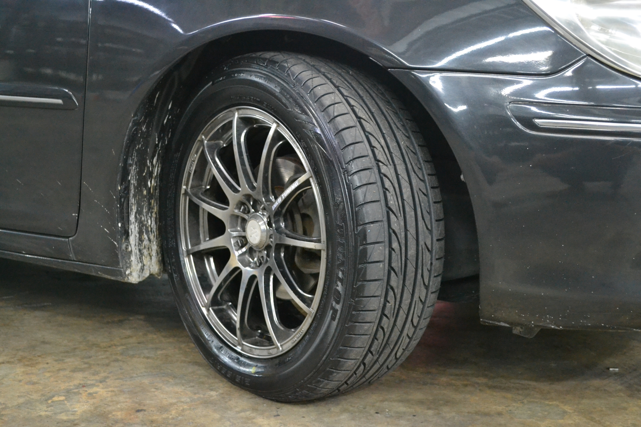 ยางใหม่ DUNLOP LM704 215/55-17 ซื้อ2แถม2 ราคาถูก