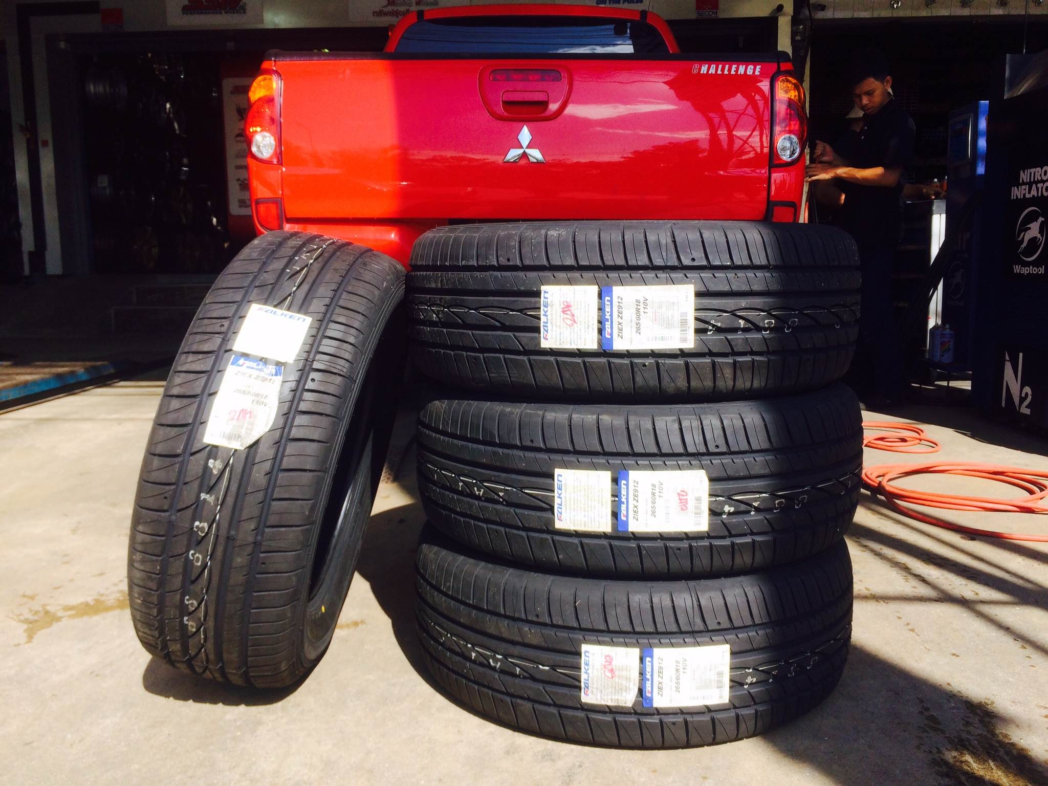 FALKEN ZE912 265/60-18 ปี17 ลดราคา