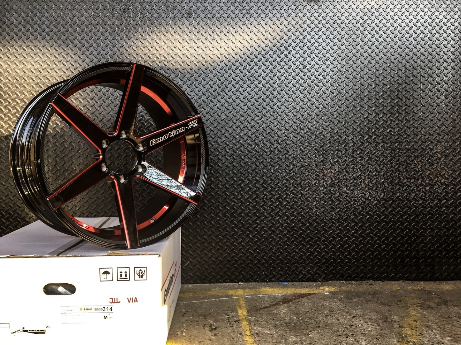 ล้อใหม่ EMOTION R V06 ขอบ20