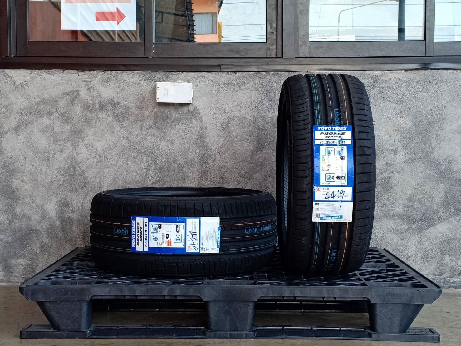 TOYO PROXES SPORT 235/35-19 ยางญี่ปุ่น ราคาพิเศษ