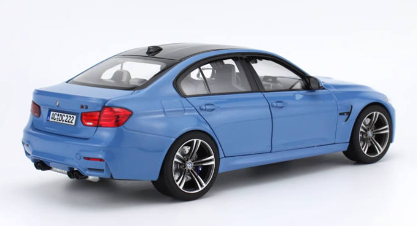 โมเดลรถ โมเดลรถยนต์ BMW F90 2