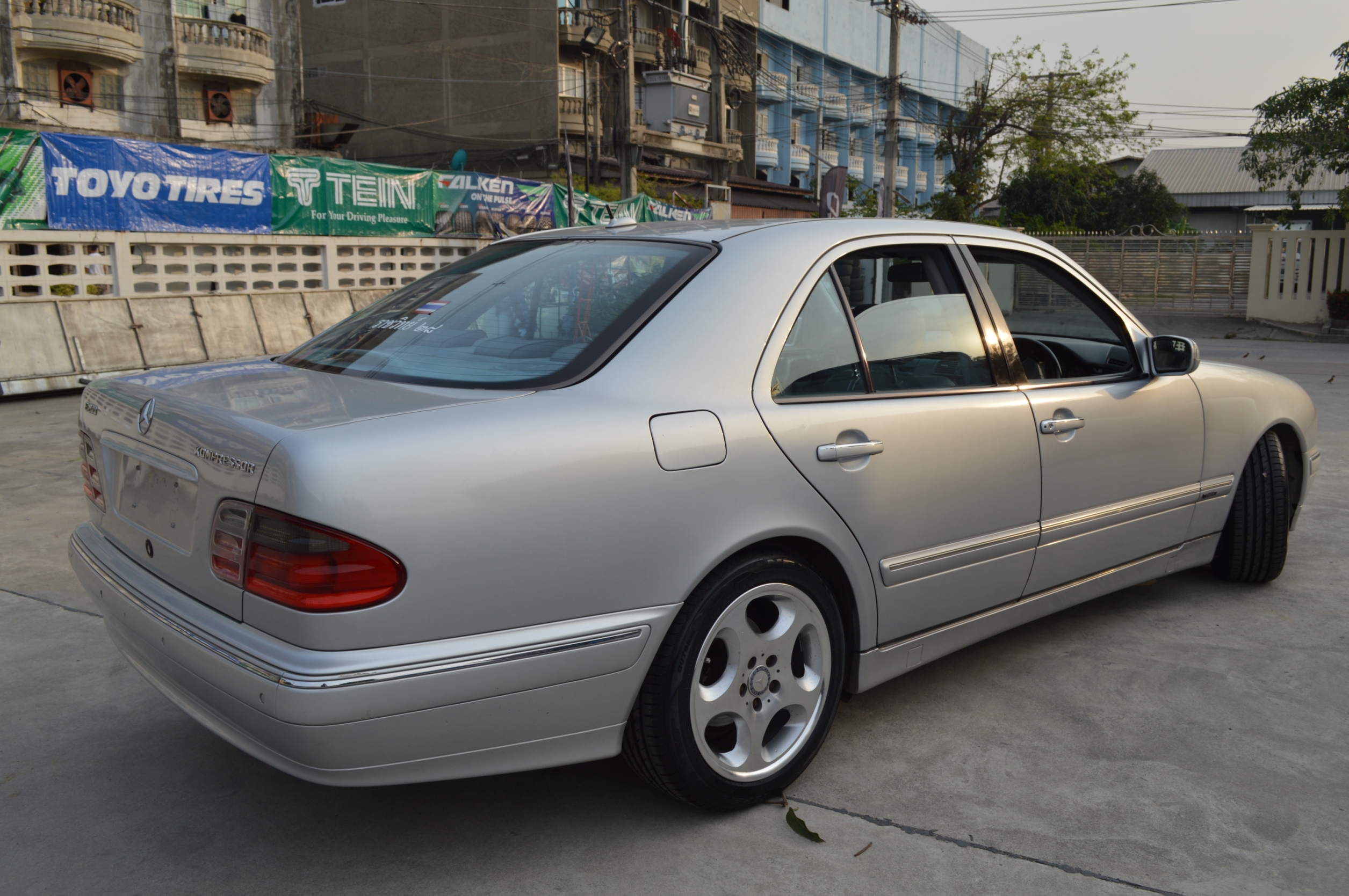 ยาง NEXEN SU4 215/50R17 ปี19