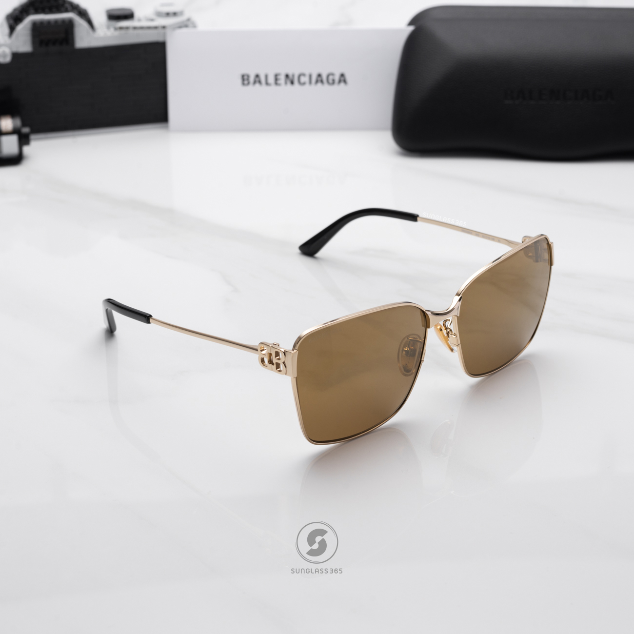 แว่นกันแดด Balenciaga BB0338SK 003