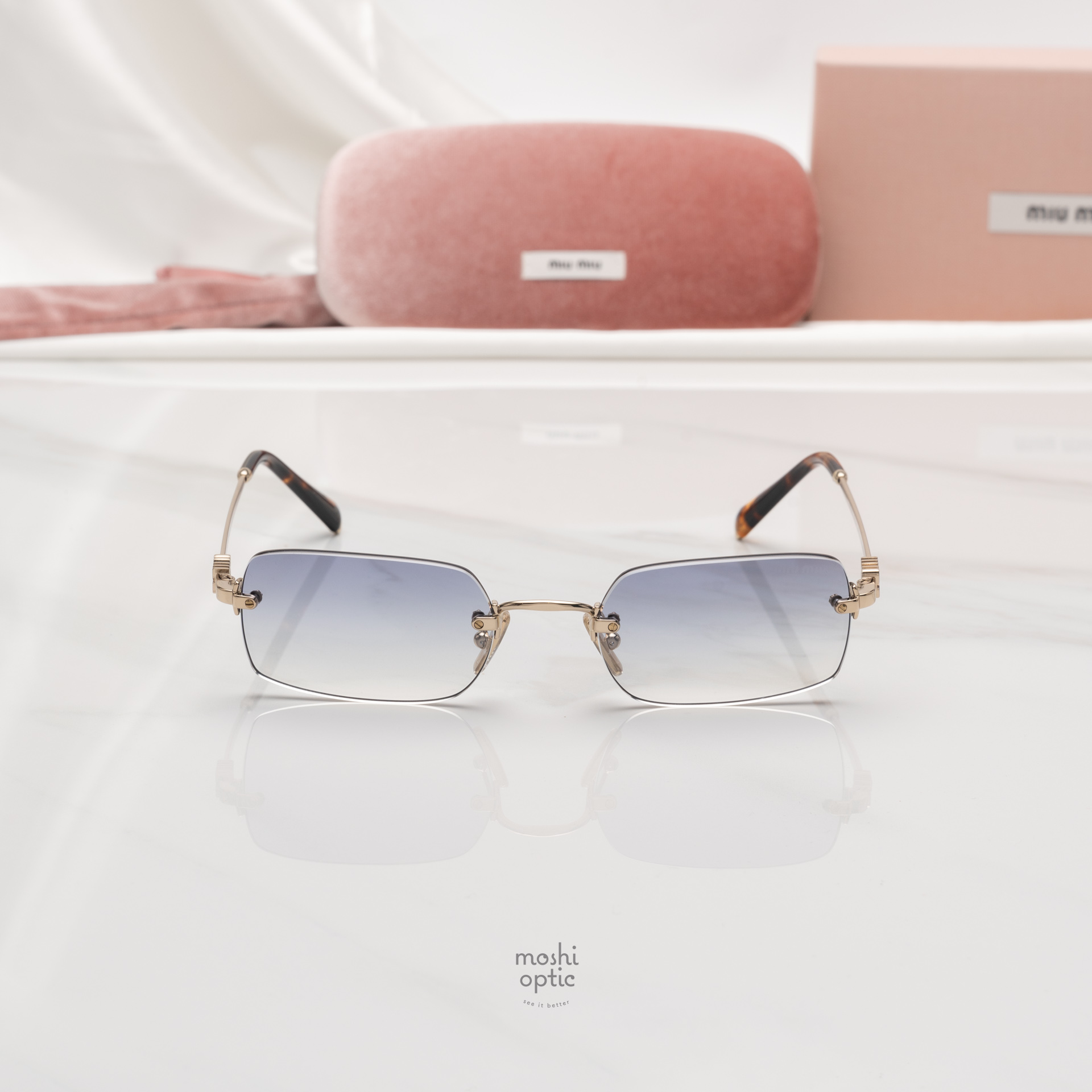 แว่นกันแดด Miu Miu MUB50S ZVN80O