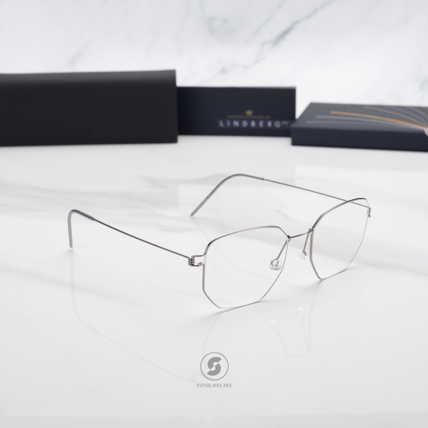 แว่นสายตา Lindberg Air Titanium Rim 092 13C86 Esben P10