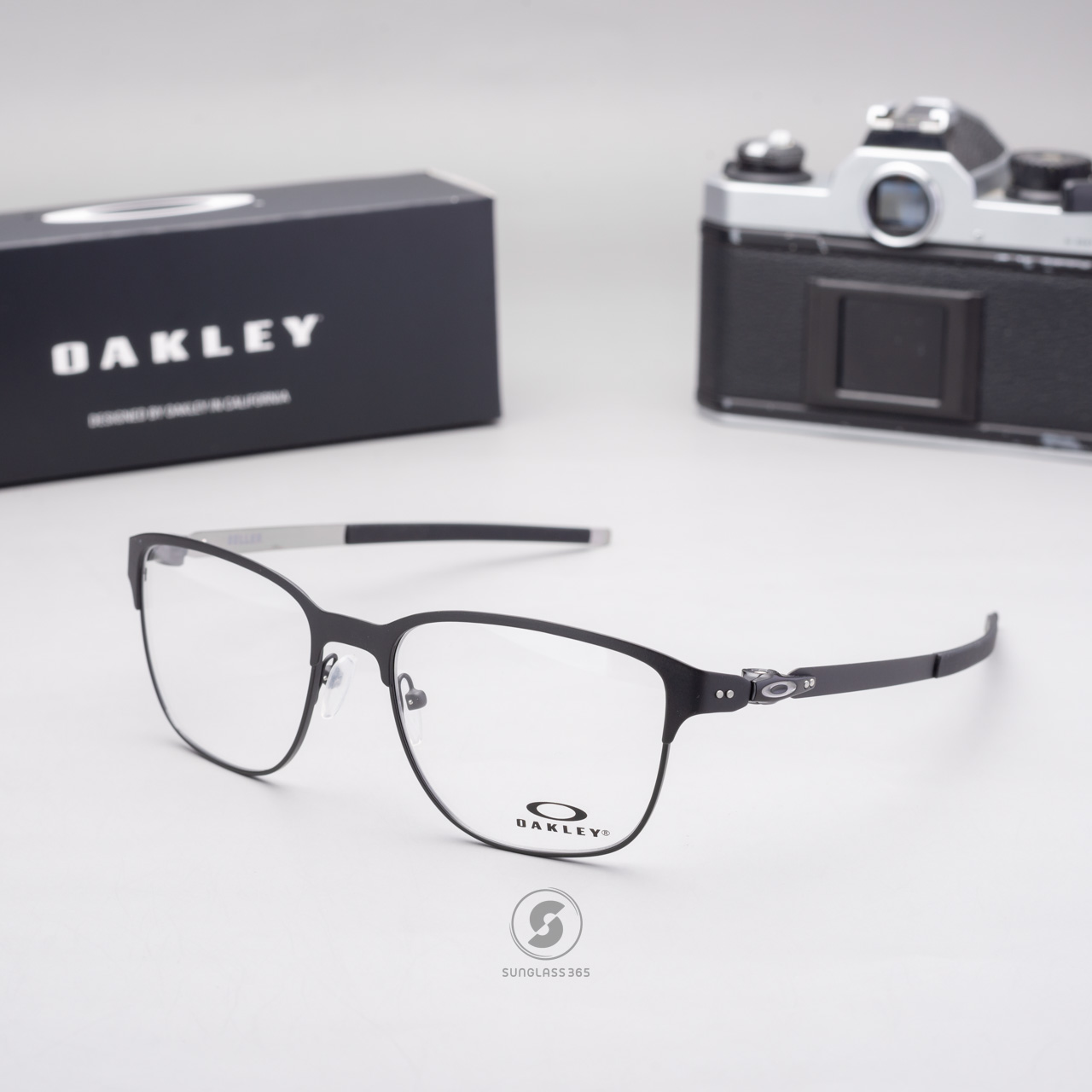 Oakley Seller OX3248-01 Powder Coal