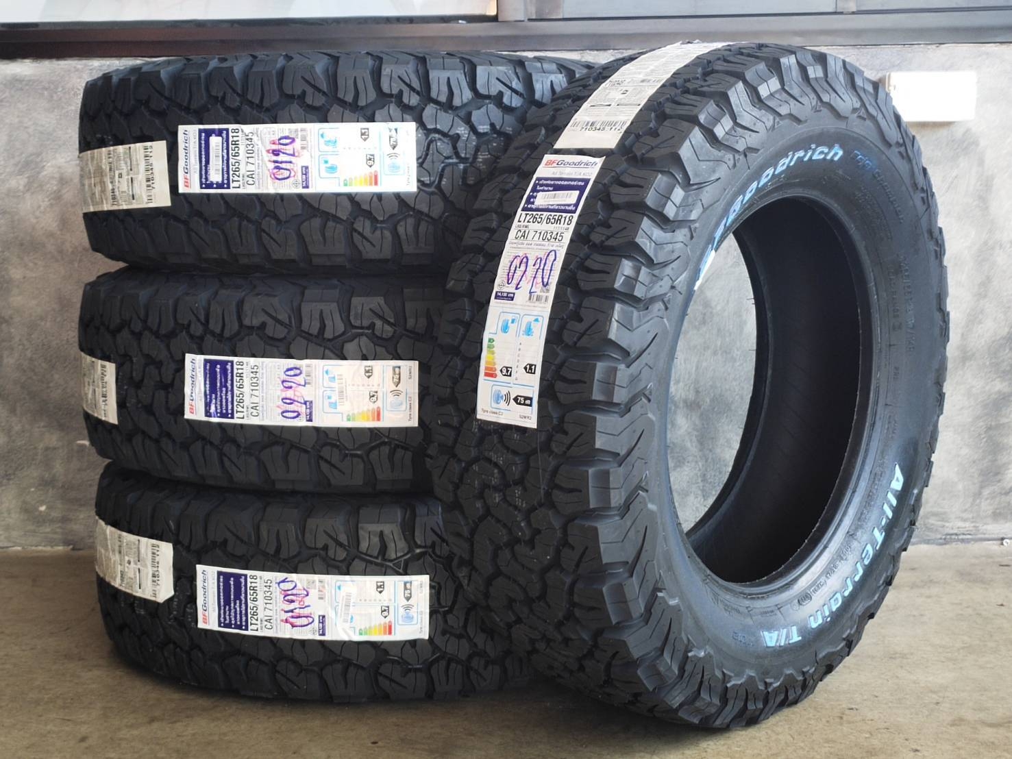 BF GOODRICH 265/65R18 117/114R KO2 USA