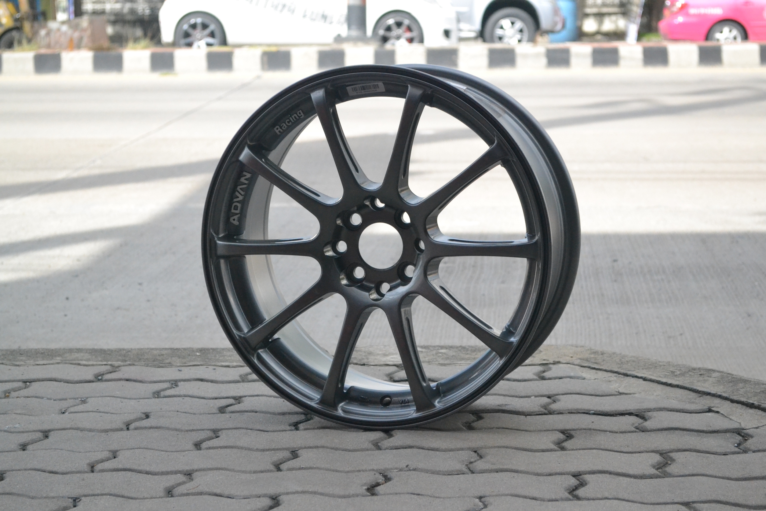 ล้อขอบ17ยางYOKOHAMA V701 205/45-17 ปี16 ชุด 18,500 ปกติ 32000