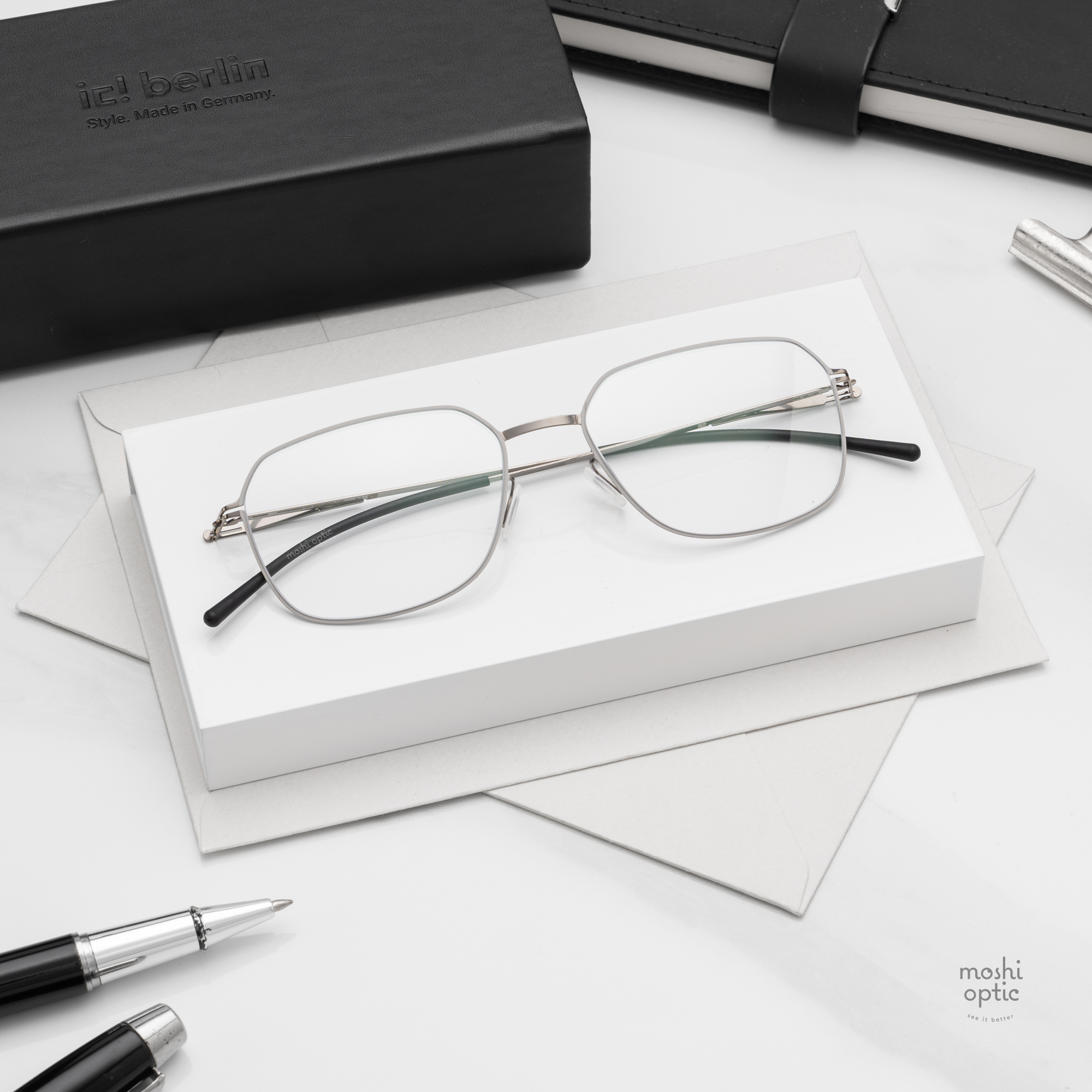 กรอบแว่น IC BERLIN Rey Shiny Graphite