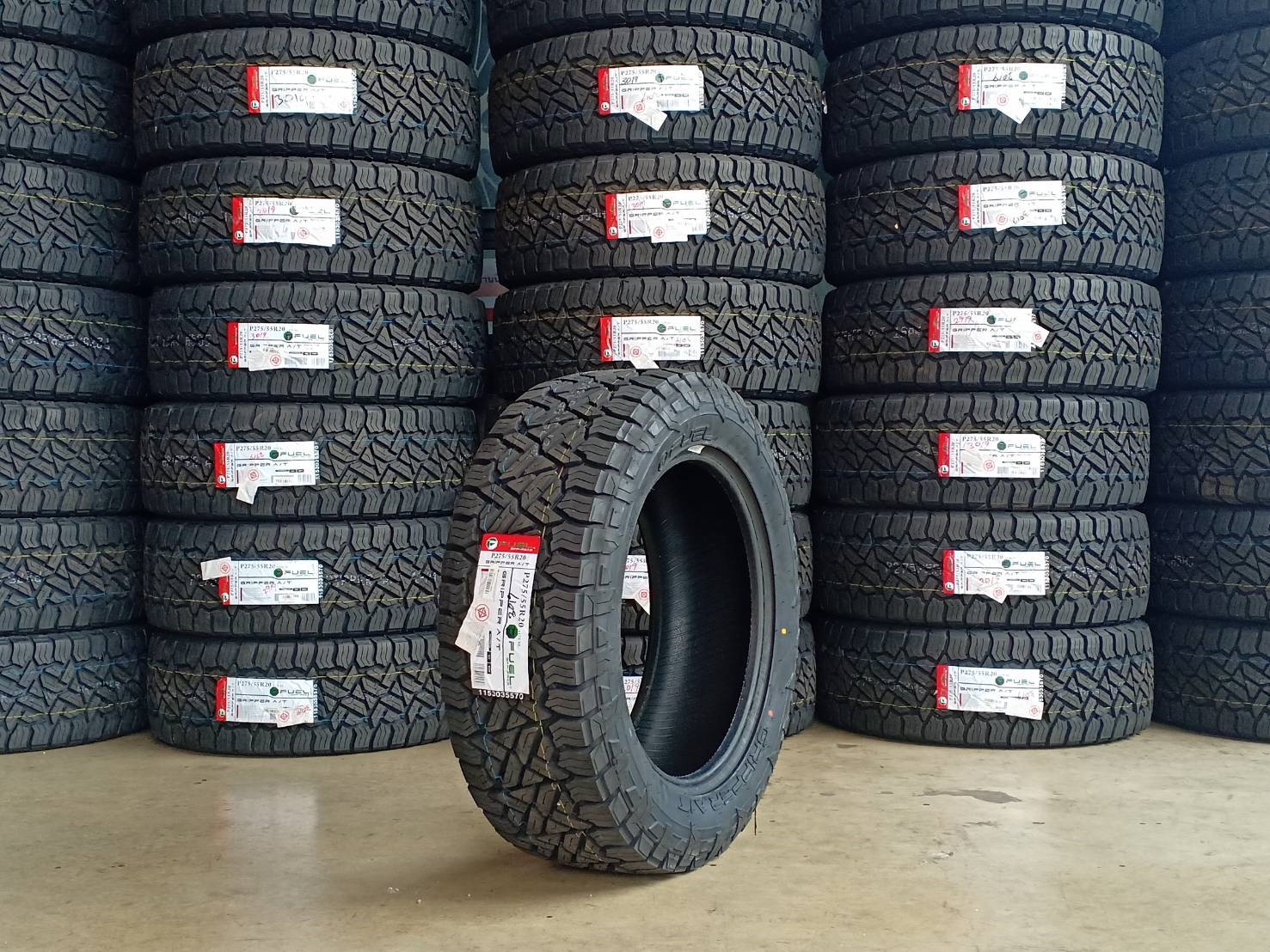 ยางเข้าใหม่ ลดราคา FUEL AT 275/55R20 117S Y19