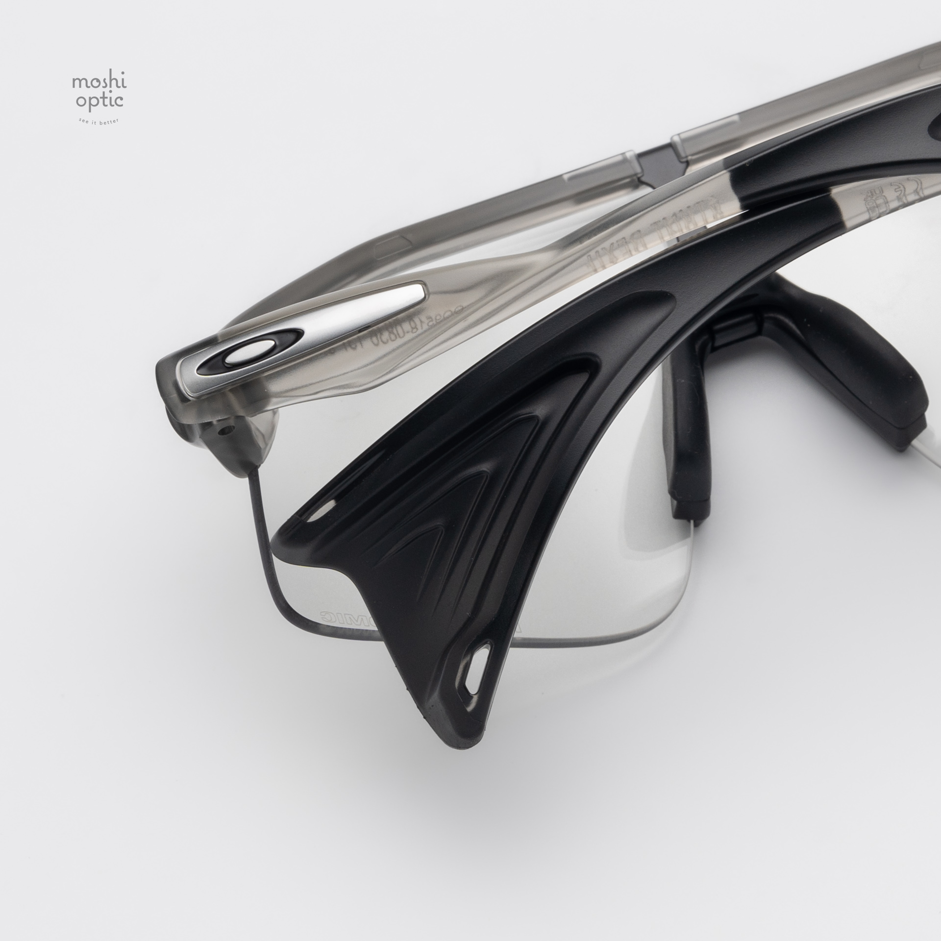 OAKLEY STUNT DEVIL S OO9518-08 Matte Grey Ink Clear to Black Iridium Photochromic