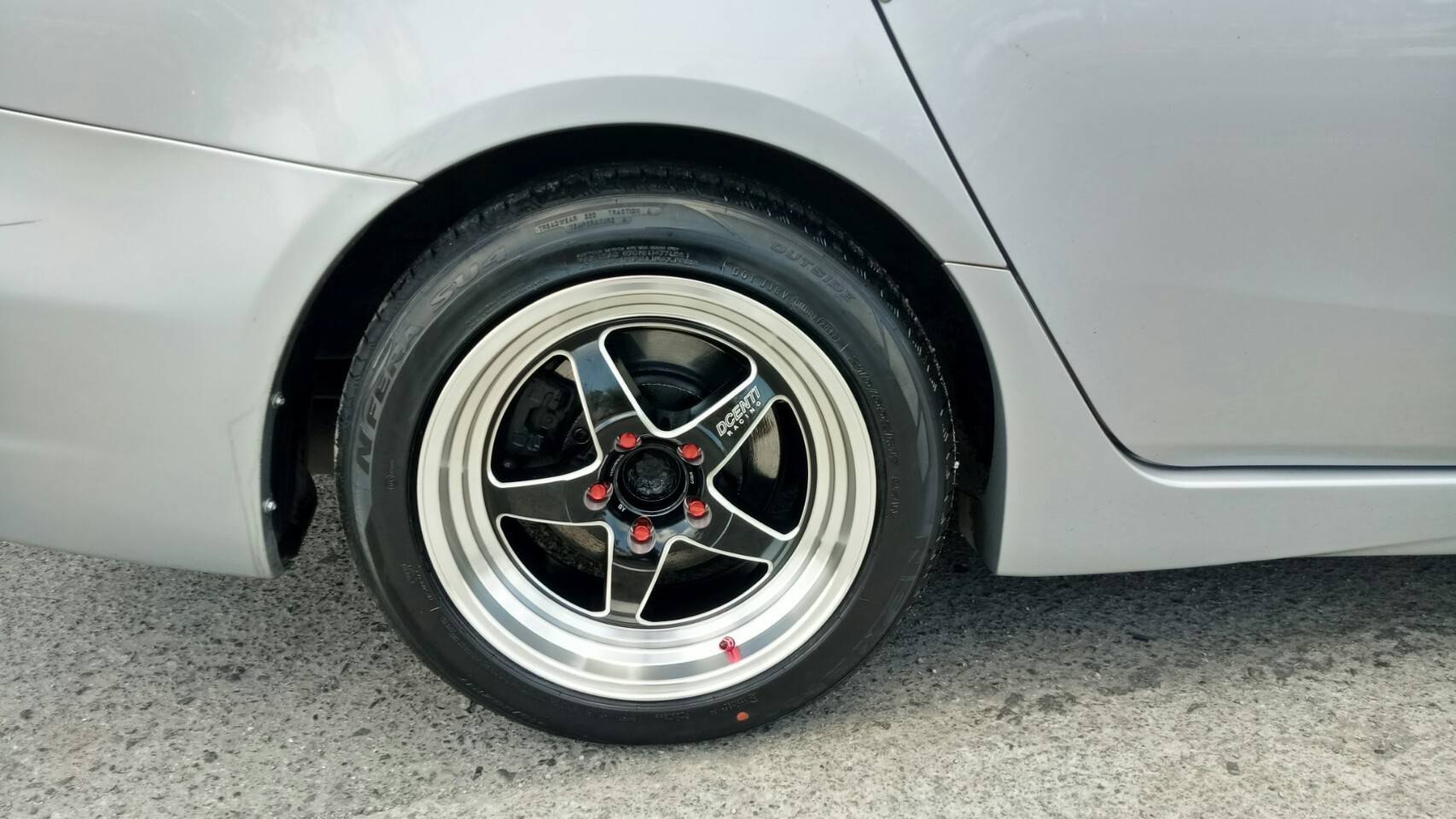 NEXEN NFERA SU4 225-55-17 ราคาพิเศษ ซื้อ2แถม2 ยางคุณภาพ