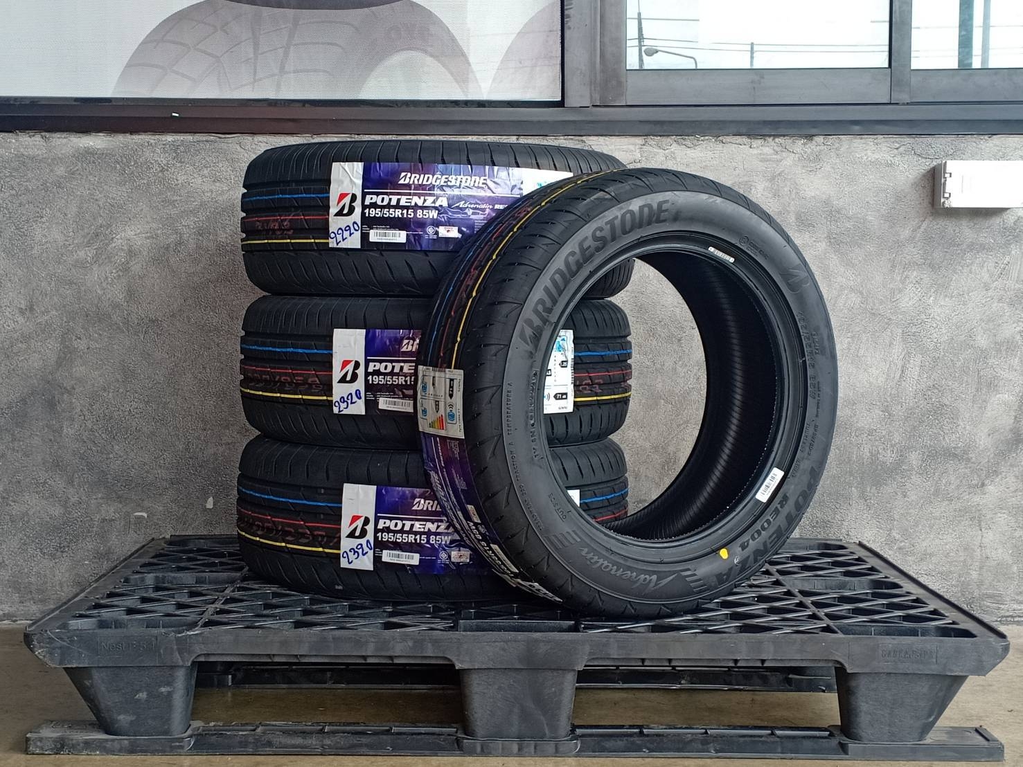 BRIDGESTONE 195/55R15 POTENZA RE004 85W MADE IN THAILAND