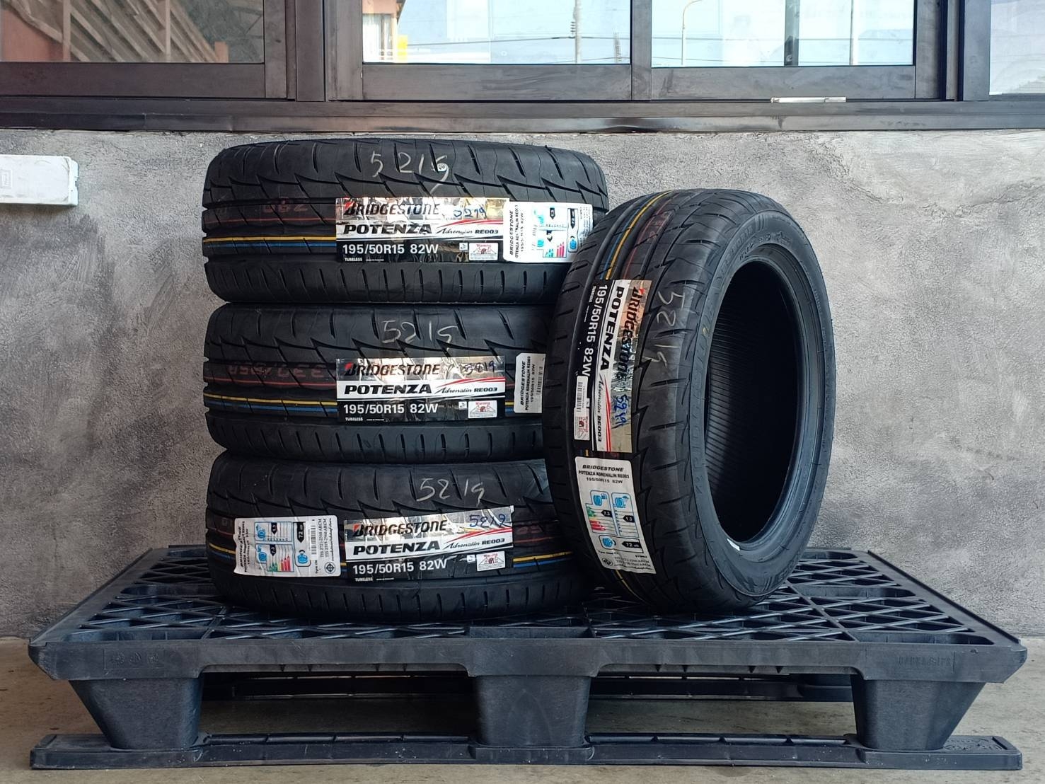 BRIDGESTONE 195/50R15 POTENZA RE003 82W MADE IN THAILAND