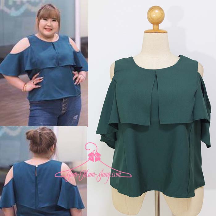 *อก50นิ้ว*เสื้อแฟชั่นคนอ้วนตัวสั้นเจาะไหล่ผ้าซาร่าสีเขียวแต่งปกระบาย ด้านหลังผ่าติดกระดุม1เม็ด ใส่กับกางเกงกระโปรงเอวสูง หรือกางเกงขาบาน กางเกงขาสั้น สวยน่ารักมากๆค่ะ