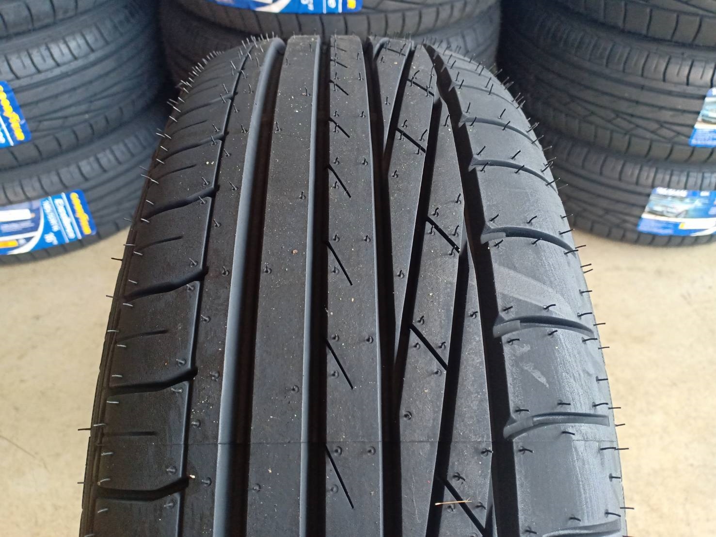 GOODYEAR EXCELLENCE 185/55-16 ปี19 มาใหม่ ราคาถูก
