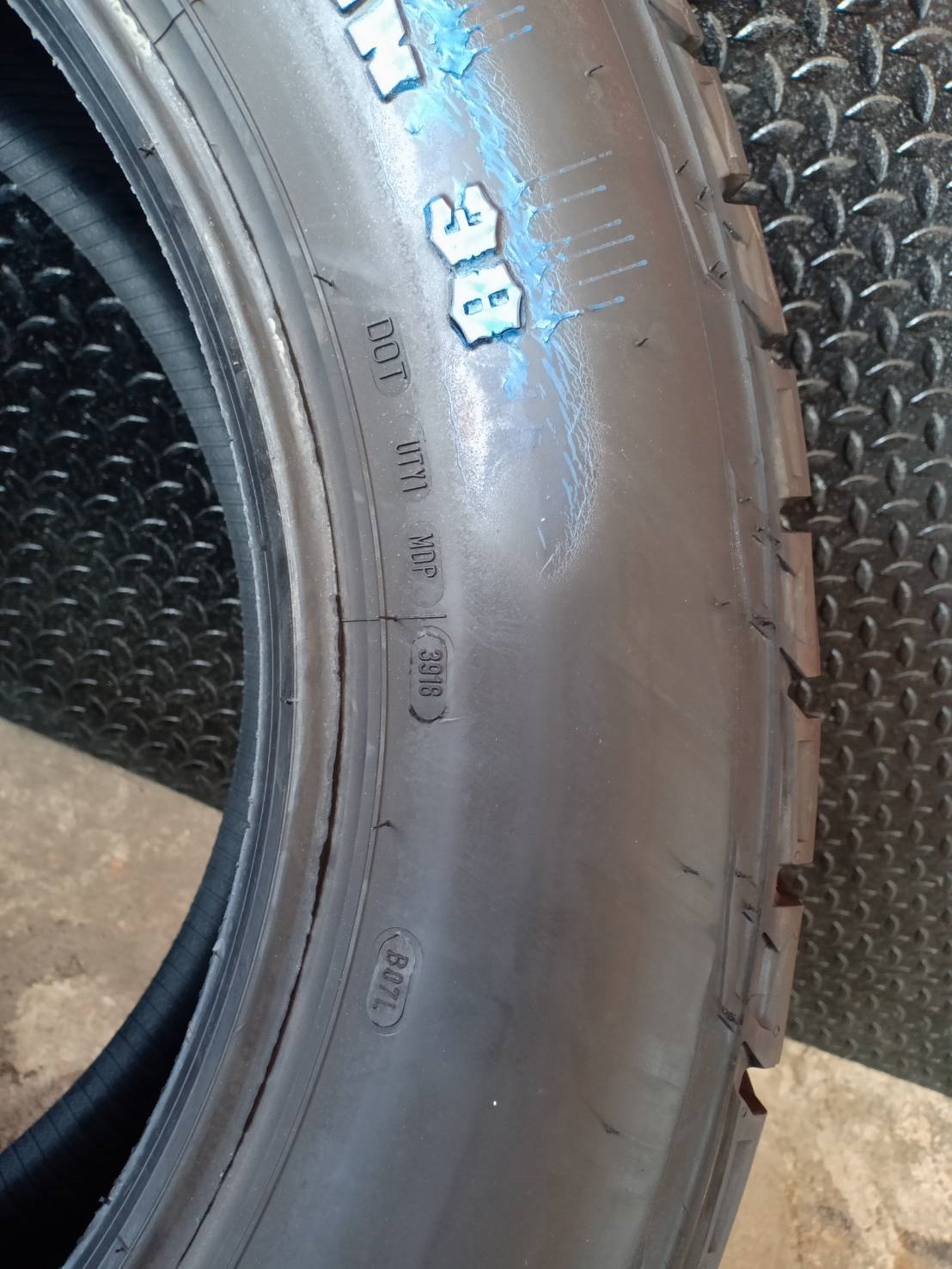 #แนะนำยางรถ #ขอบ20 #ราคาสุดคุ้ม #รถกระบะสายลุย MICKEY THOMPSON DEEGAN 38AT 275/55R20 ปี18 (MADE IN U.S.A)