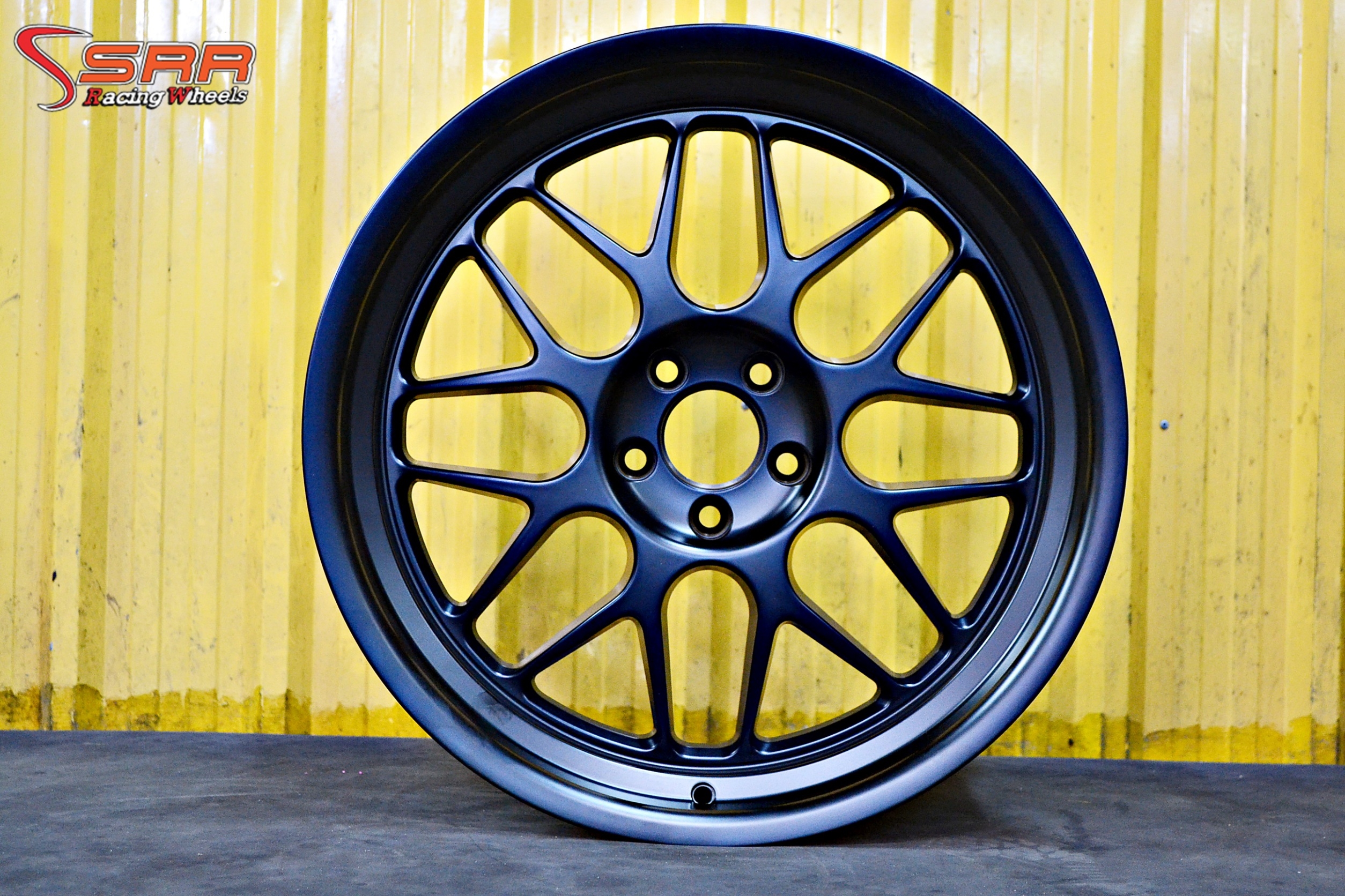 HRE HR5-781 ขอบ20นิ้ว วงละ 4,500.-