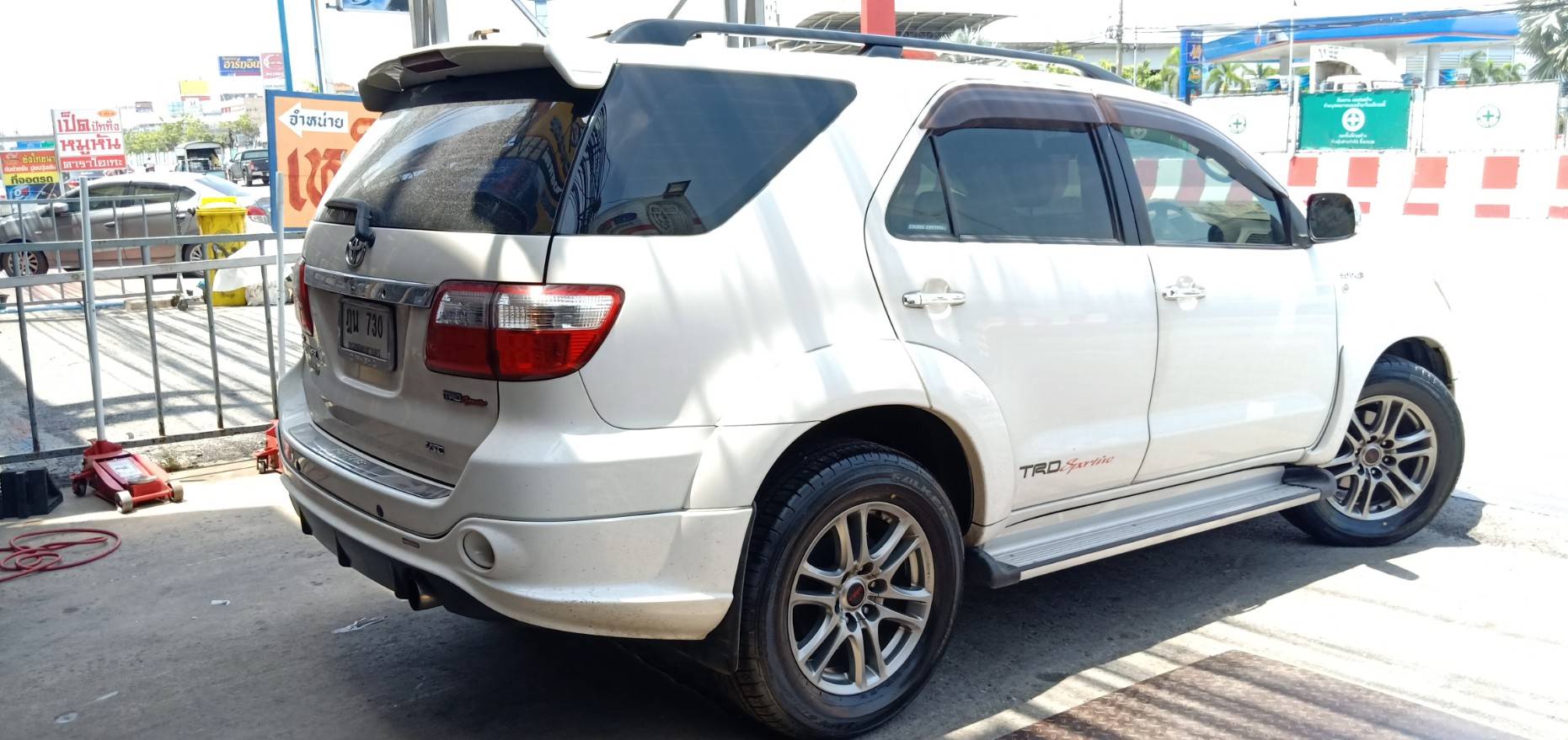 FALKEN FK452 265/60-18 เส้น 3500 ปกติ 4500