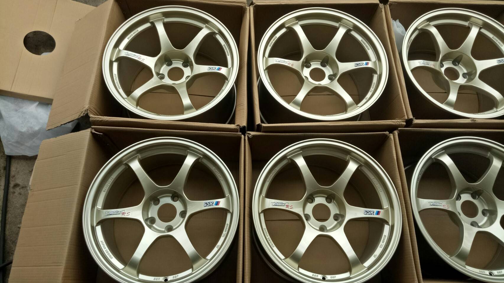 SSR TYPE-C ขอบ18 ชุด 9800 บาท ปกติ 24000