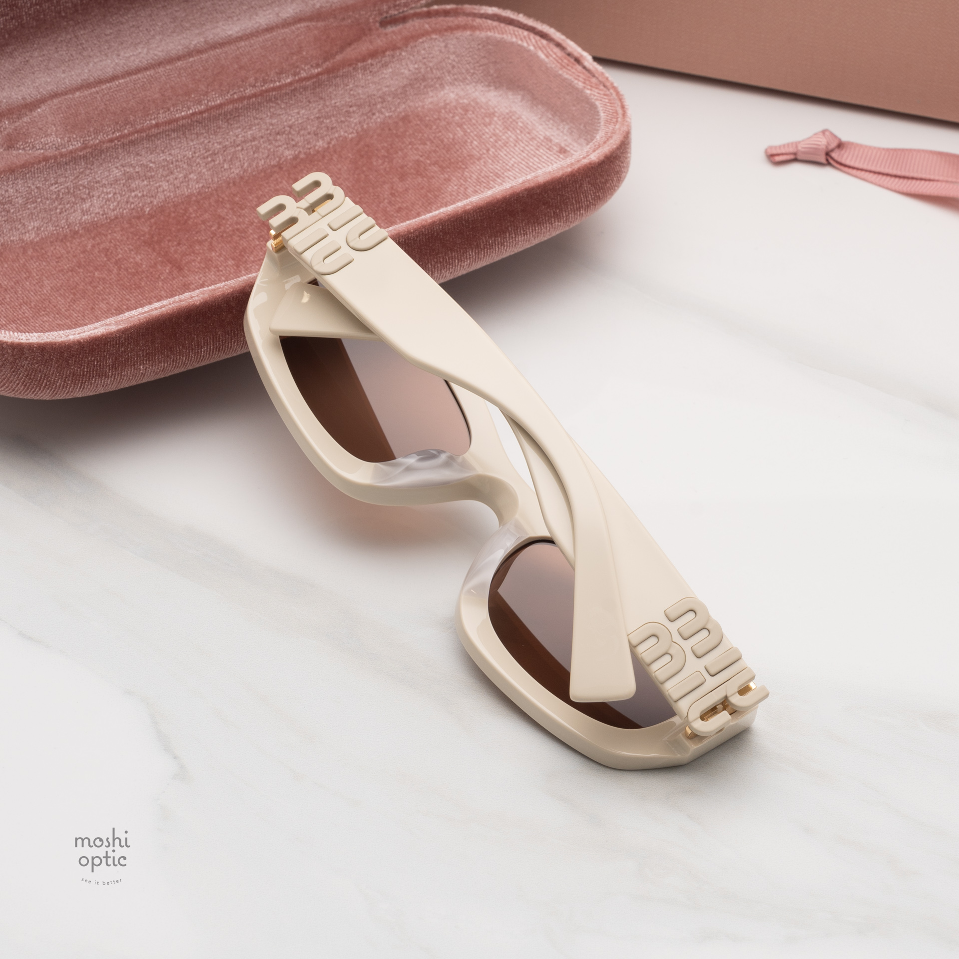 แว่นกันแดด Miu Miu MUB04SF 21D90Q