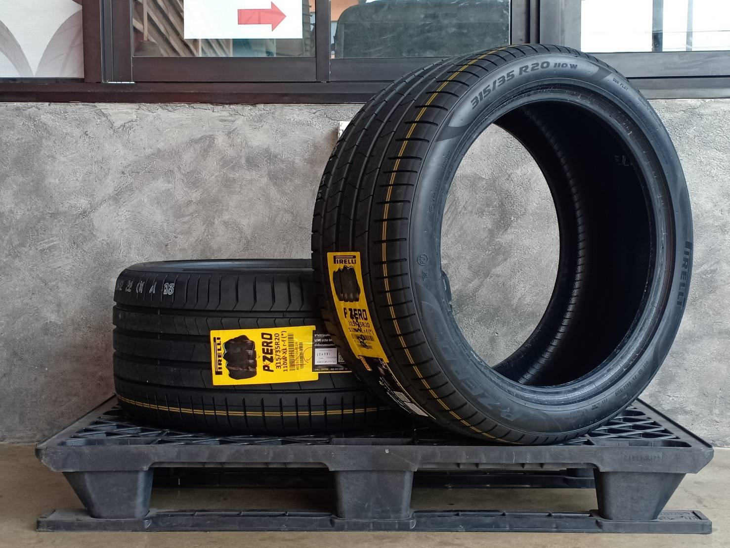 PIRELLI 315/35R20 P ZERO PZ4 R-F (*) 110W XL MADE IN MEXICO