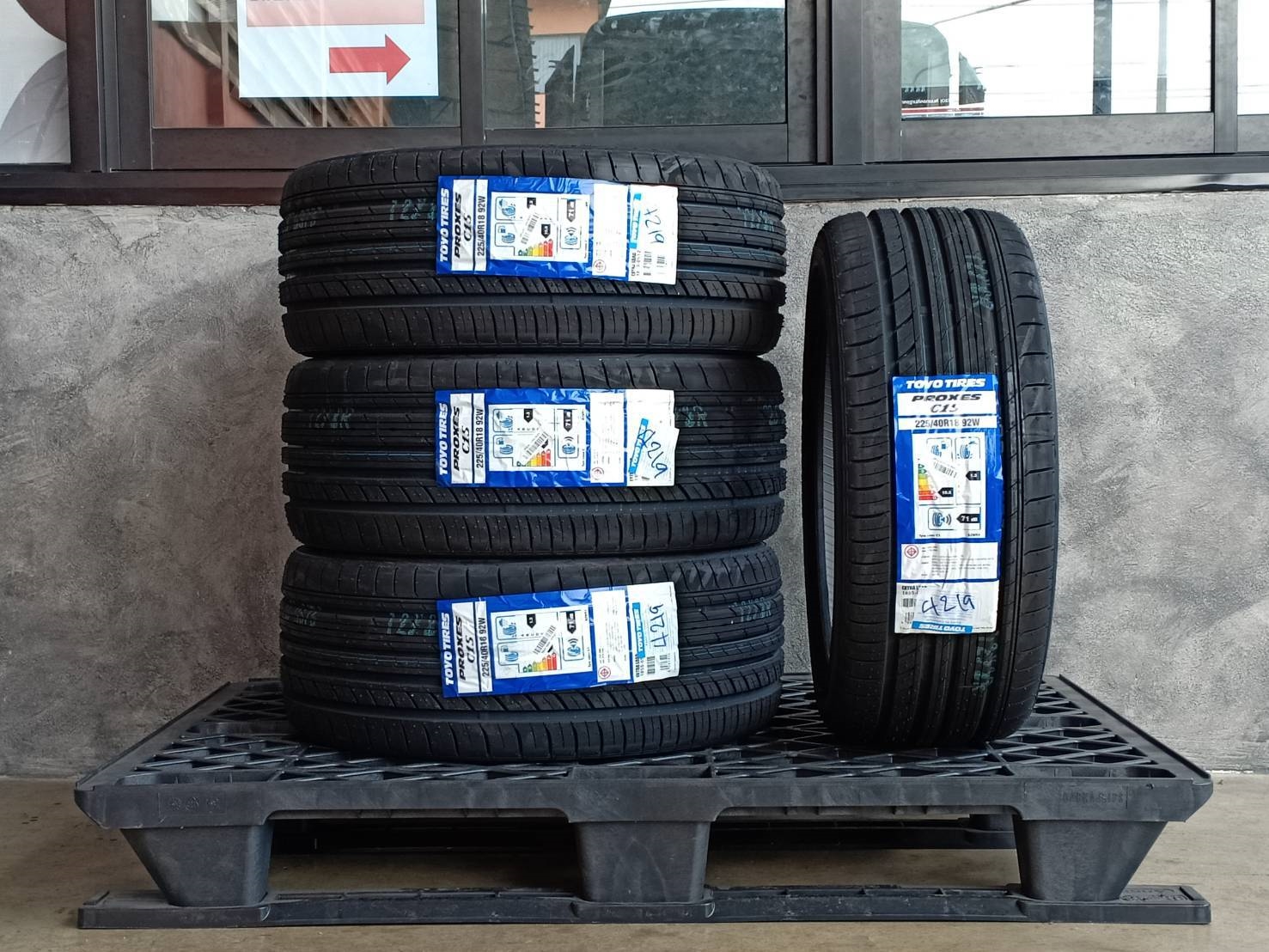 TOYO PROXES C1S 225/40R18 ปี19 ผลิตปรายปี