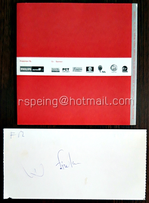 บัตรชมคอนเสิร์ตและสูจิบัตร The Legend of The Impossible