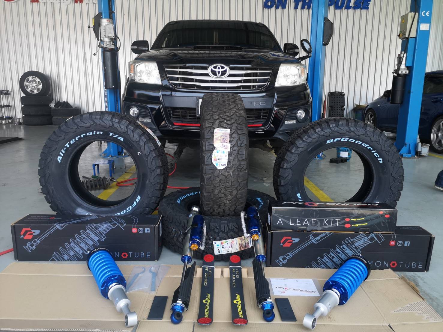 ยาง BF GOODRICH KO2 และโช้ค Prodender ขนาดยาง 265/70R17 u.s.a