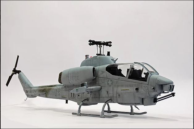 Super Scale 470 AH-1W Cobra Gray Marrine