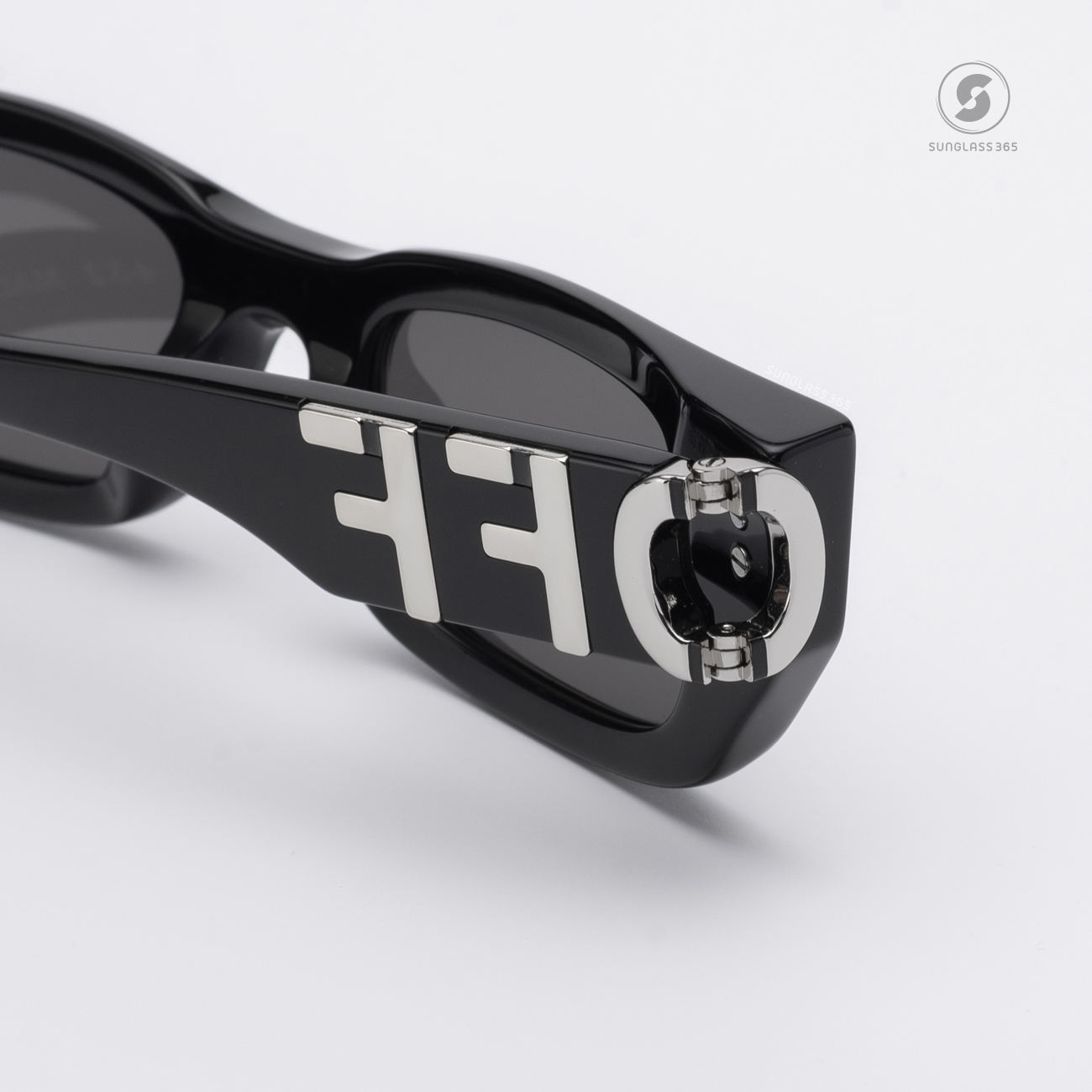 แว่นกันแดด Off-White OERI124 1007