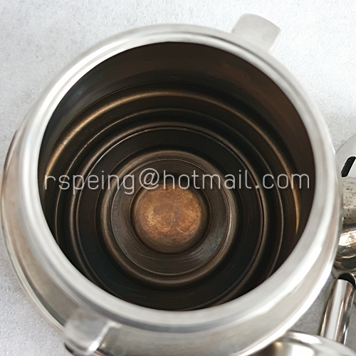 หม้อต้มกาแฟแรงดันวินเทจ ยุค 70 Alessi 9090 70's 9090 Alessi Espresso Coffee Maker by Richard Sapper