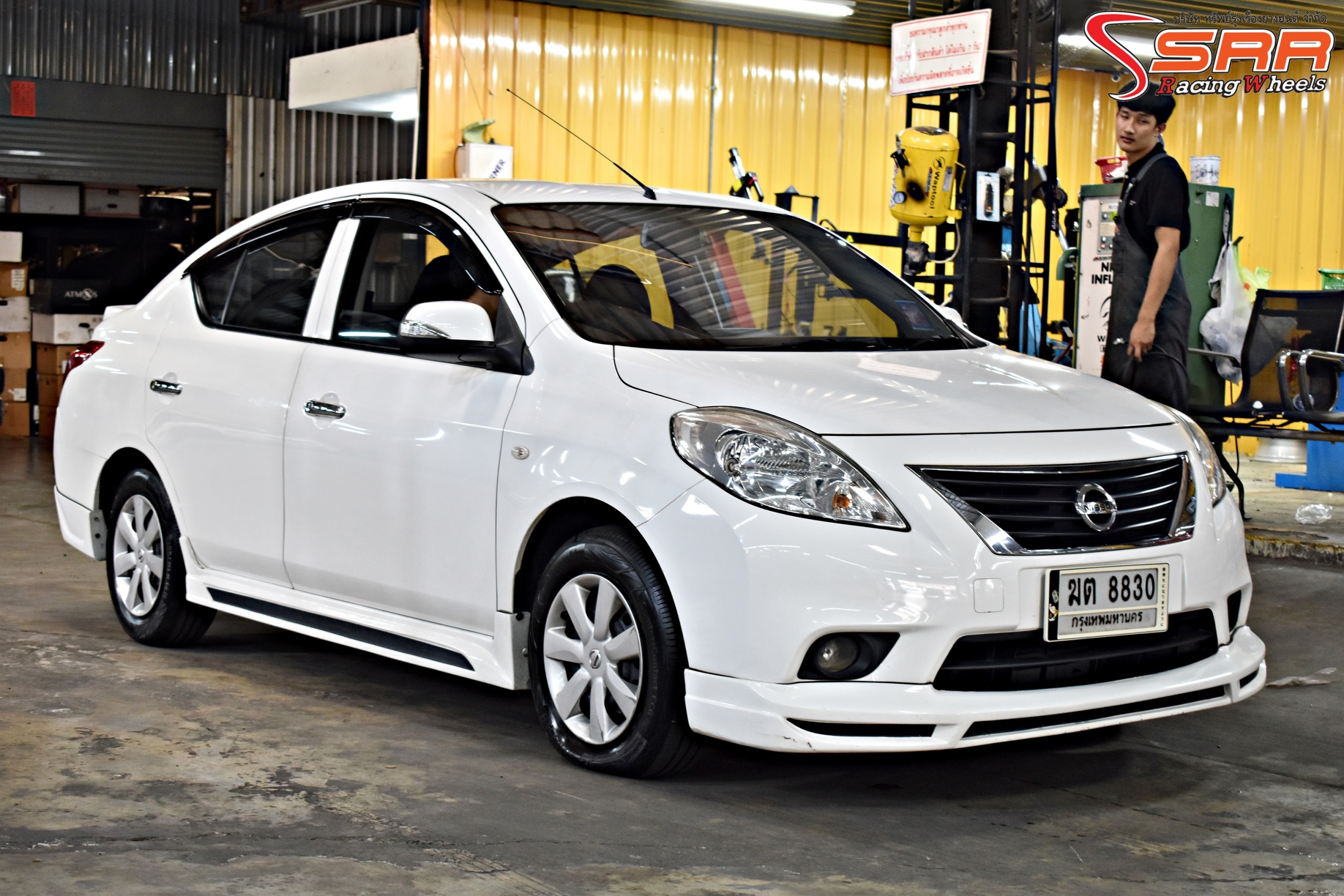 ยางใหม่ CONTINENTAL CC6 185/70-14 ปี19 ลดราคาพิเศษ