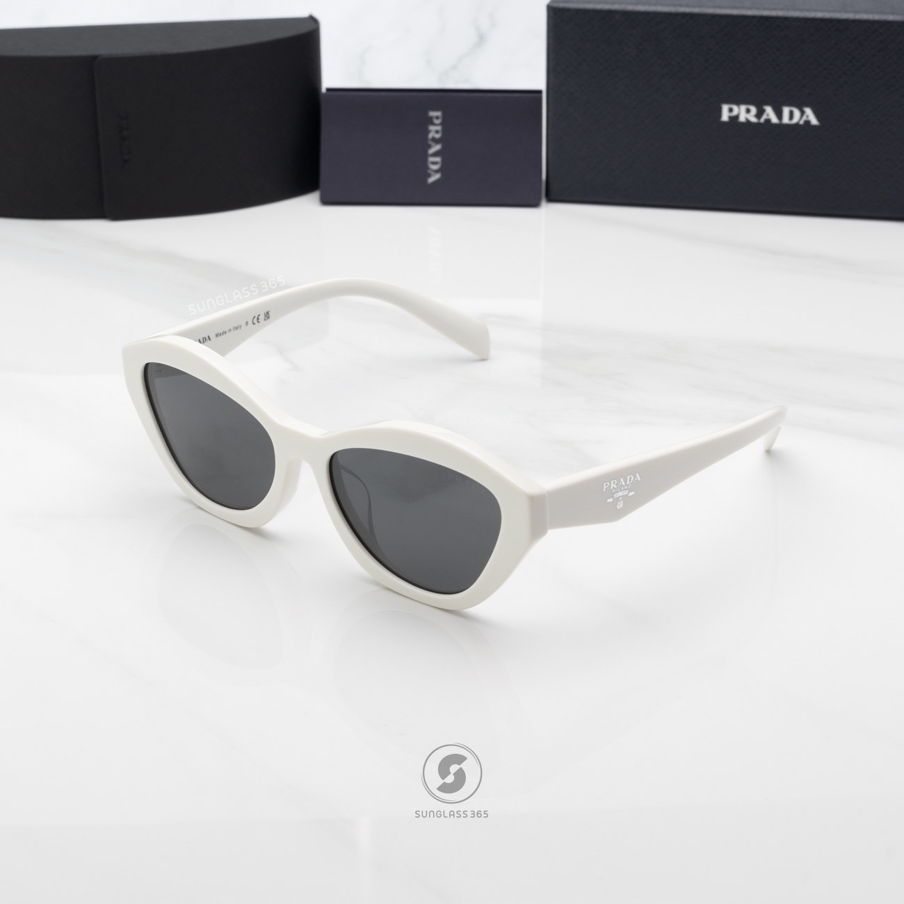 PRADA PRA02SF 17K08Z White