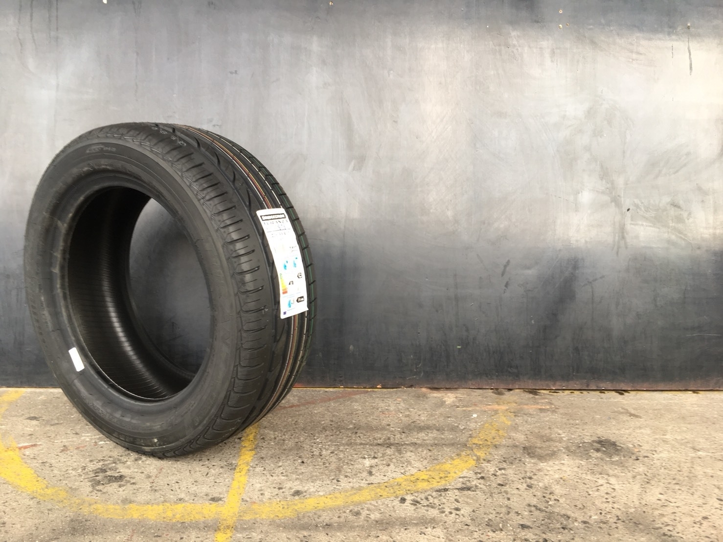 #แนะนำยางใหม่_คุณภาพดีเยี่ยม_ราคาสุดพิเศษ #BRIDGESTONE_HL33A 235/55R20 ปี18