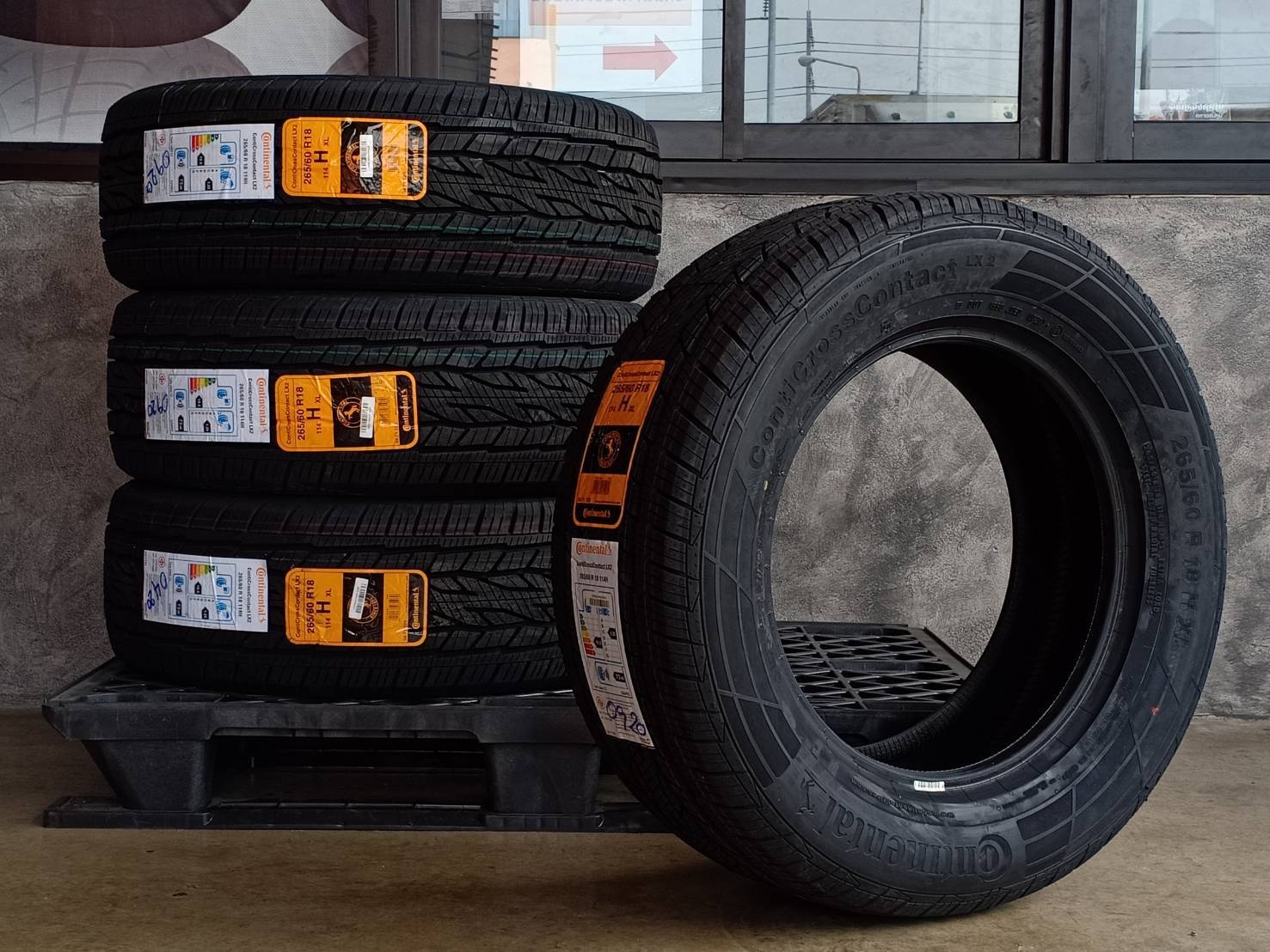 CONTINENTAL 265/60R18 CROSS CONTACT LX2 114H MADE IN MALAYSIA